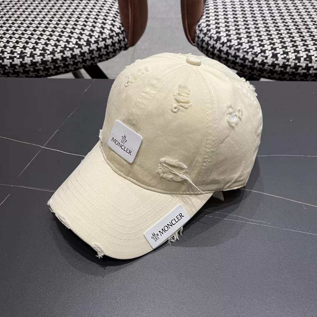 Moncler Caps Trendsetting 1036