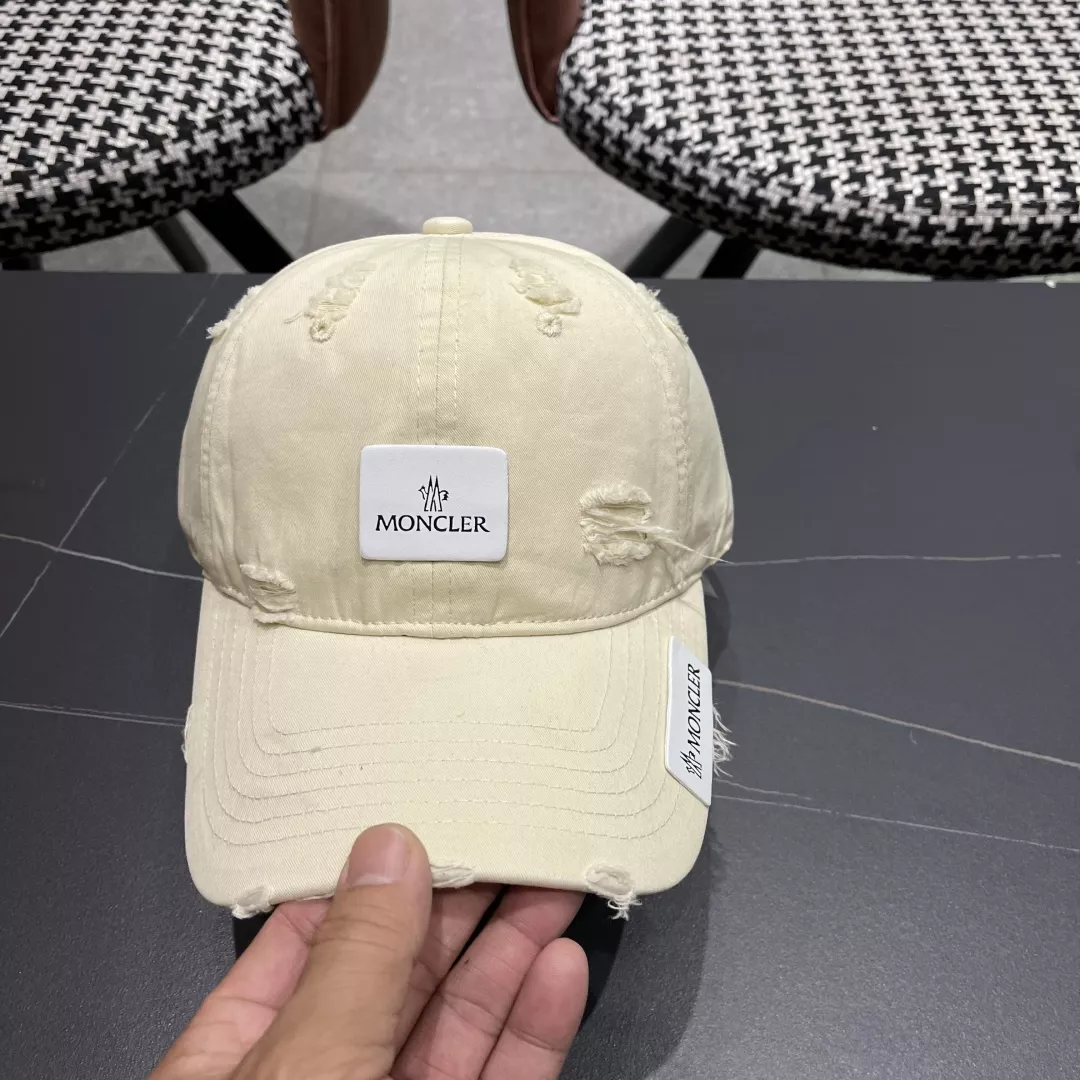 Moncler Caps Trendsetting 1036