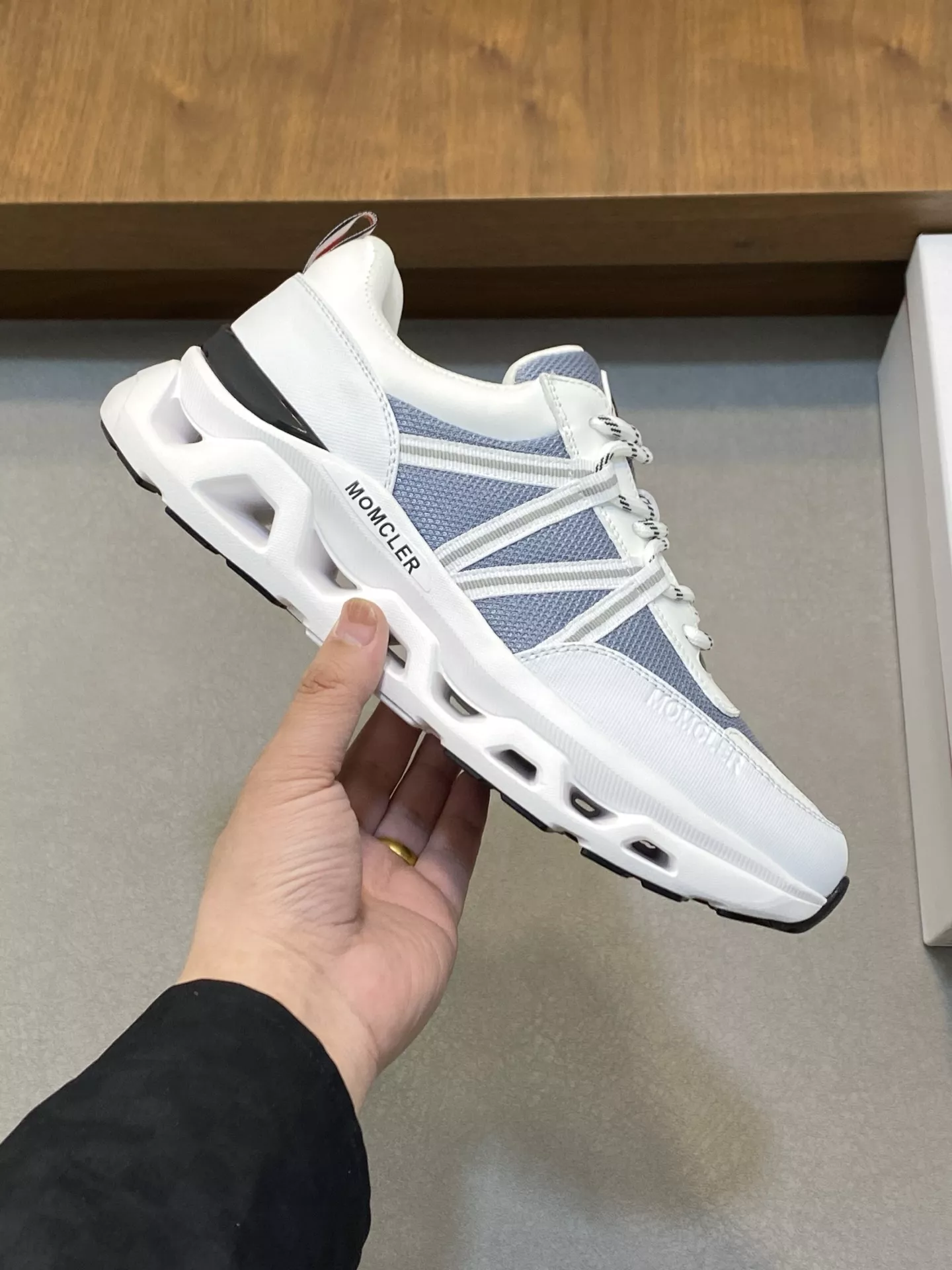 Moncler Casual Shoes For Men Affordable 2787