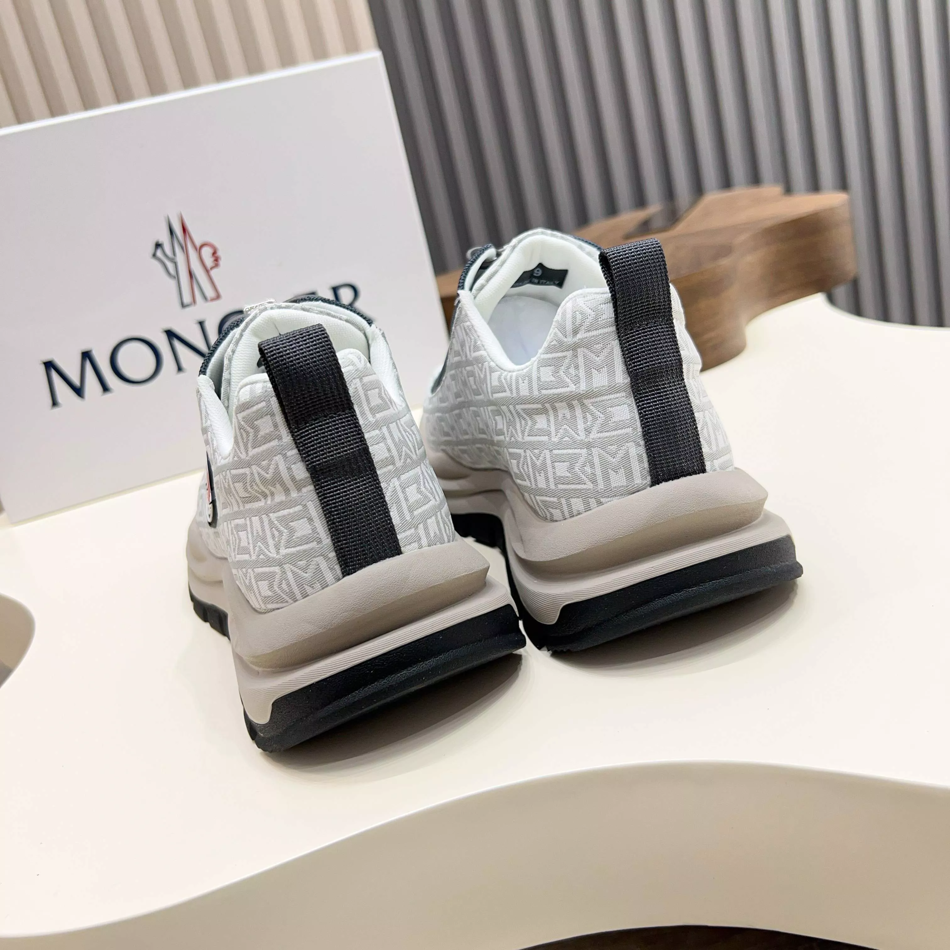 Moncler Casual Shoes For Men Comfortable 4534
