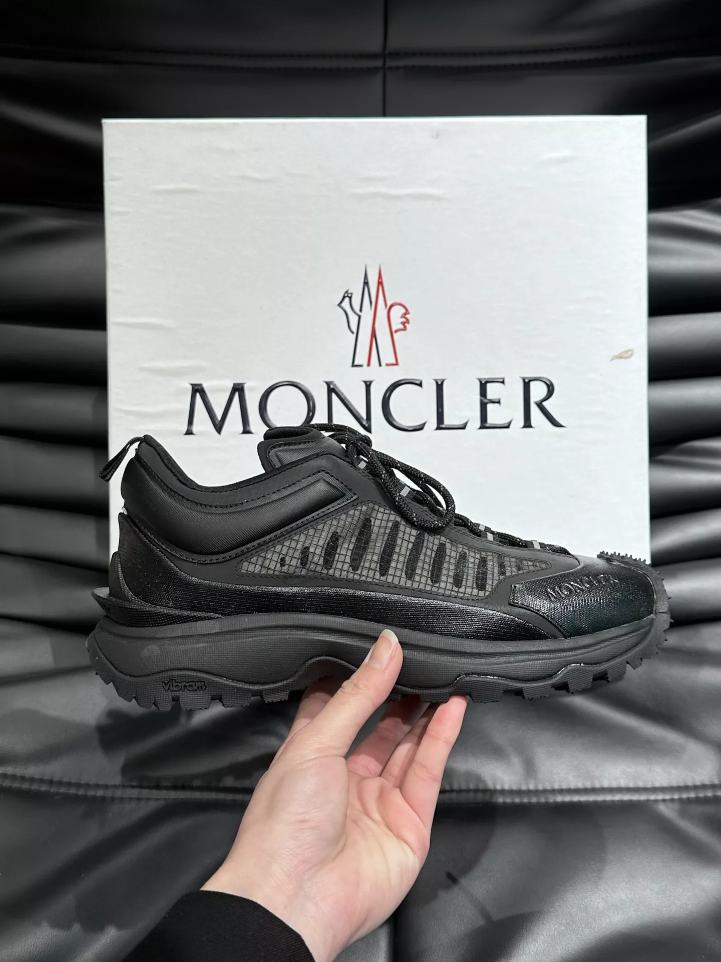 Moncler Casual Shoes For Men Compact 9965