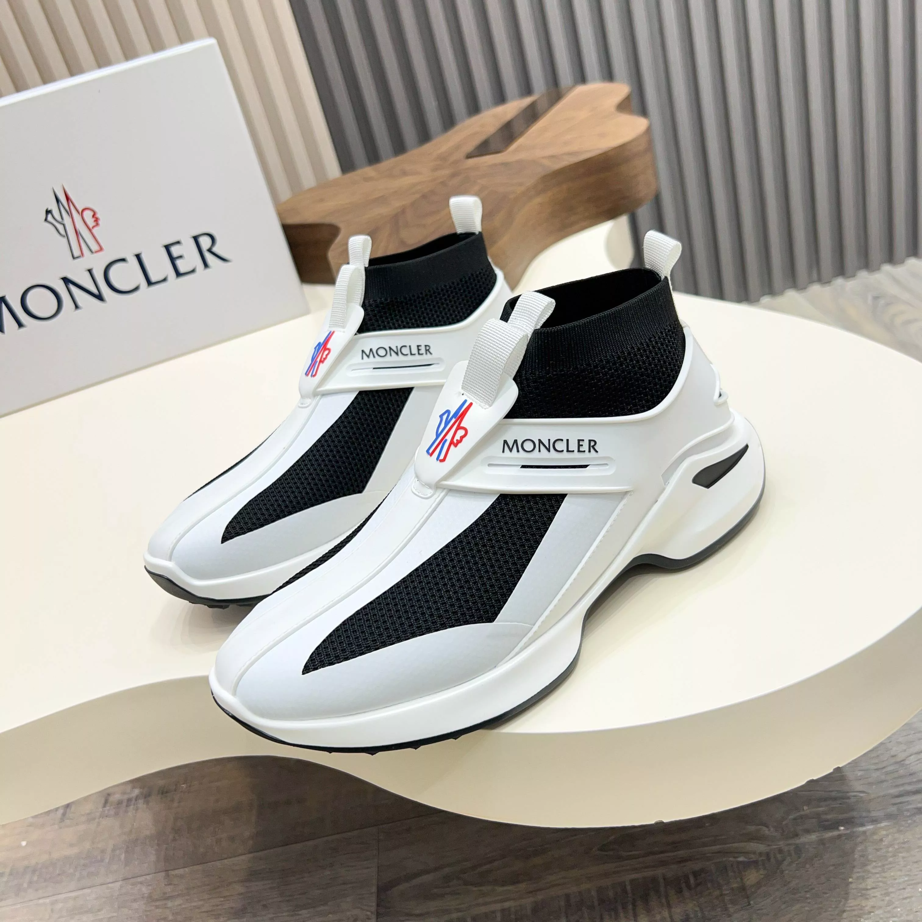 Moncler Casual Shoes For Men Durable 1774