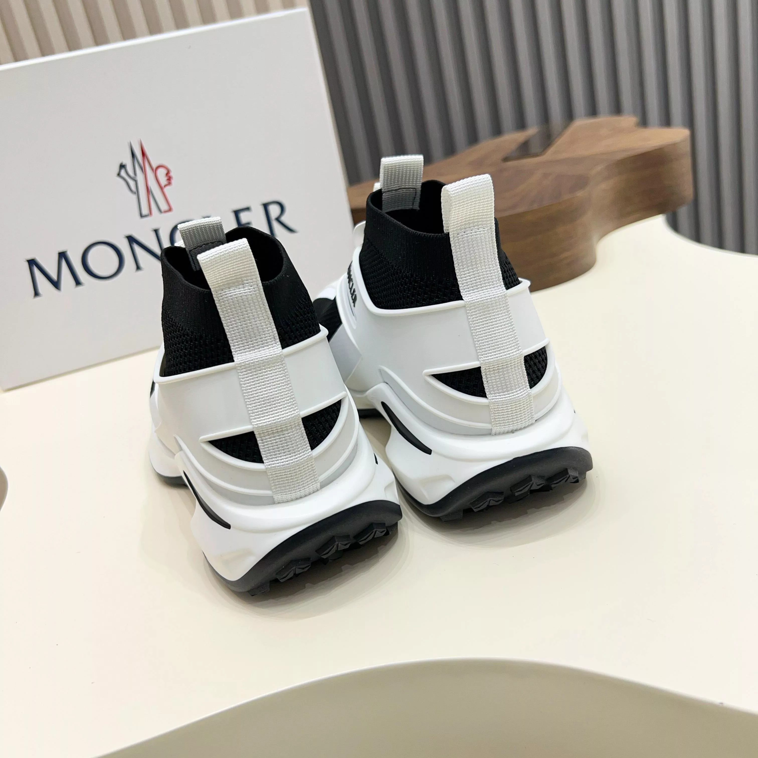Moncler Casual Shoes For Men Durable 1774