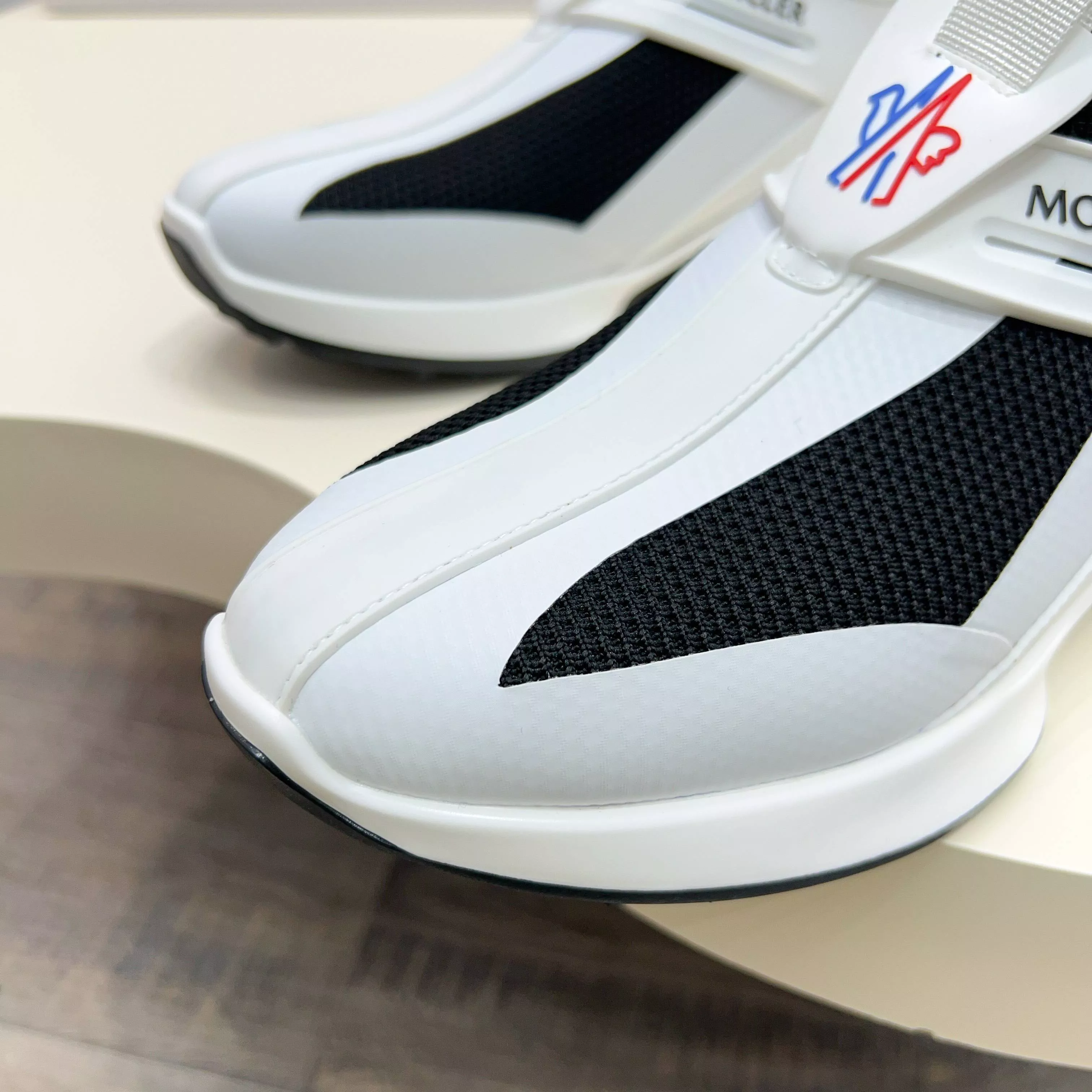 Moncler Casual Shoes For Men Durable 1774