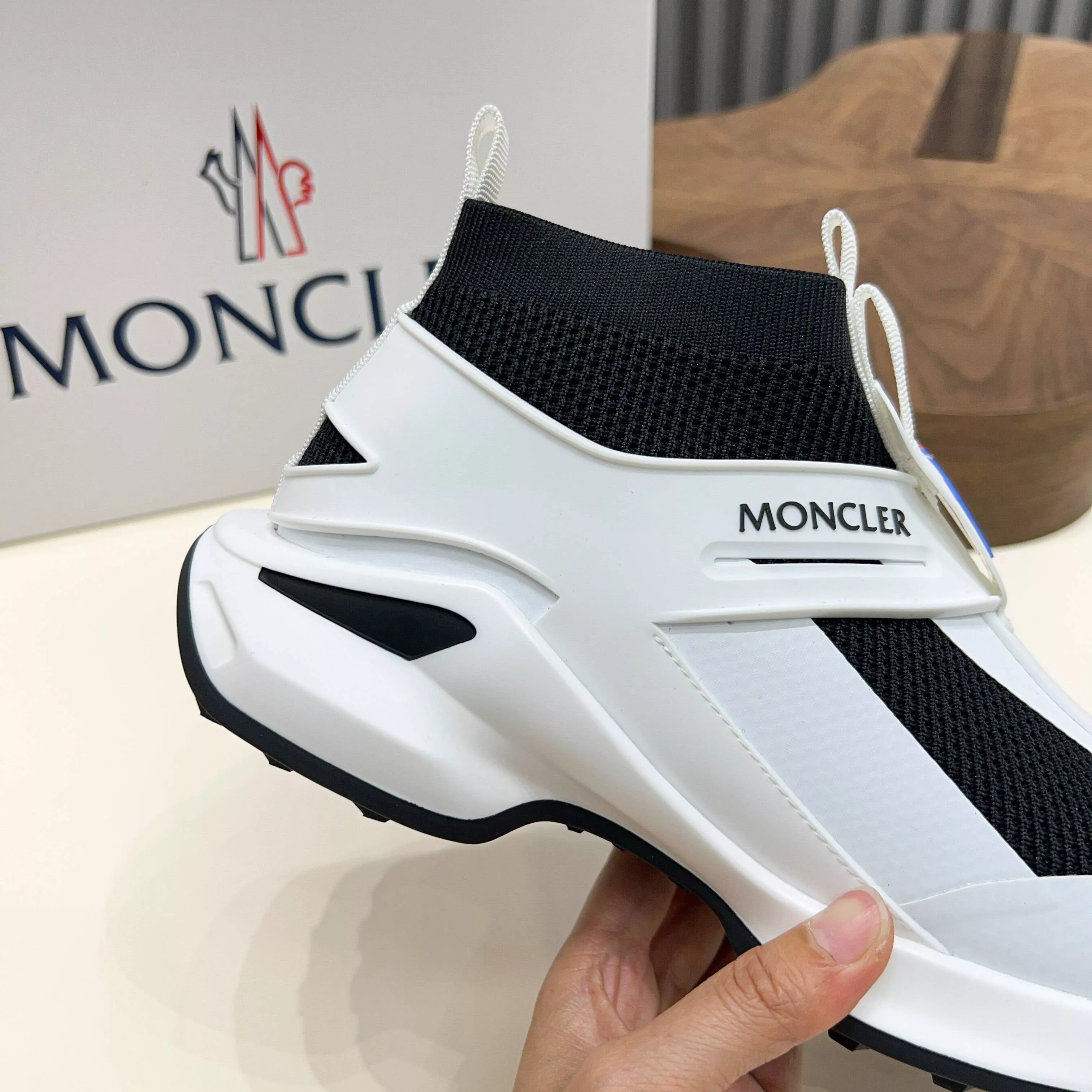 Moncler Casual Shoes For Men Durable 1774