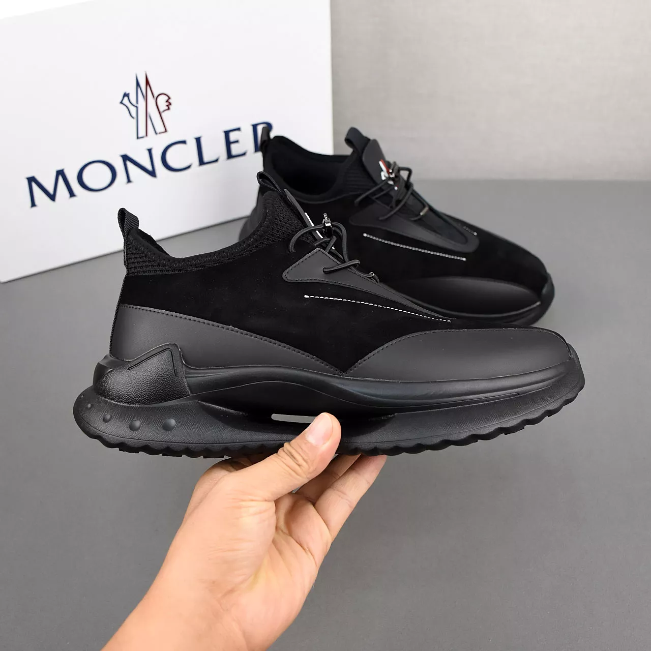 Moncler Casual Shoes For Men Efficient 224