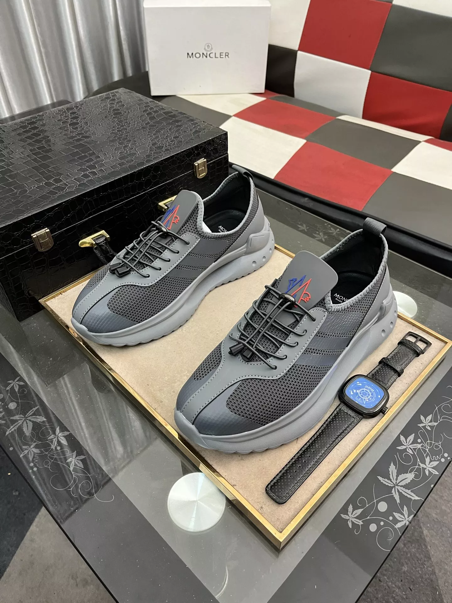 Moncler Casual Shoes For Men Elegant 4682