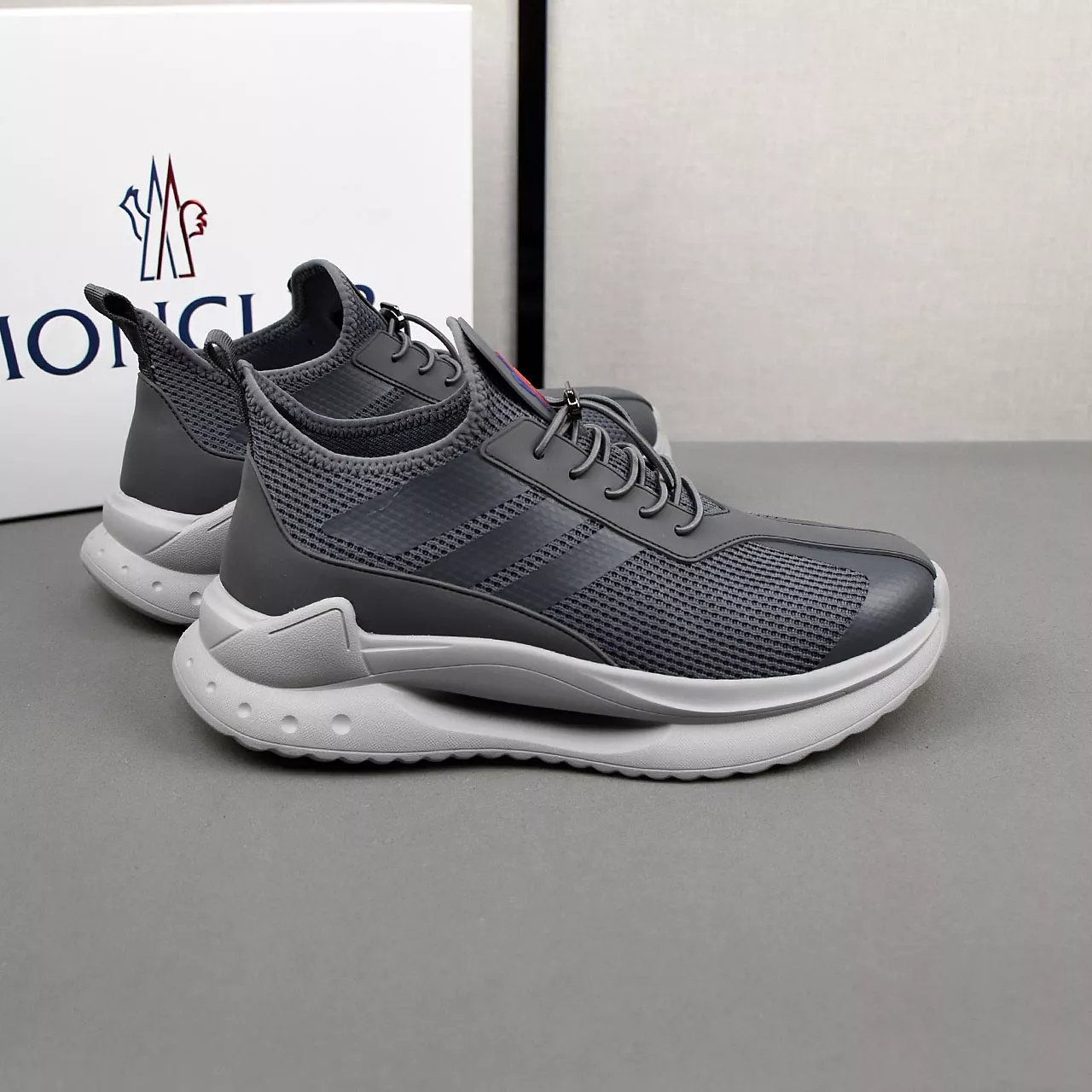 Moncler Casual Shoes For Men GoodFit 7434