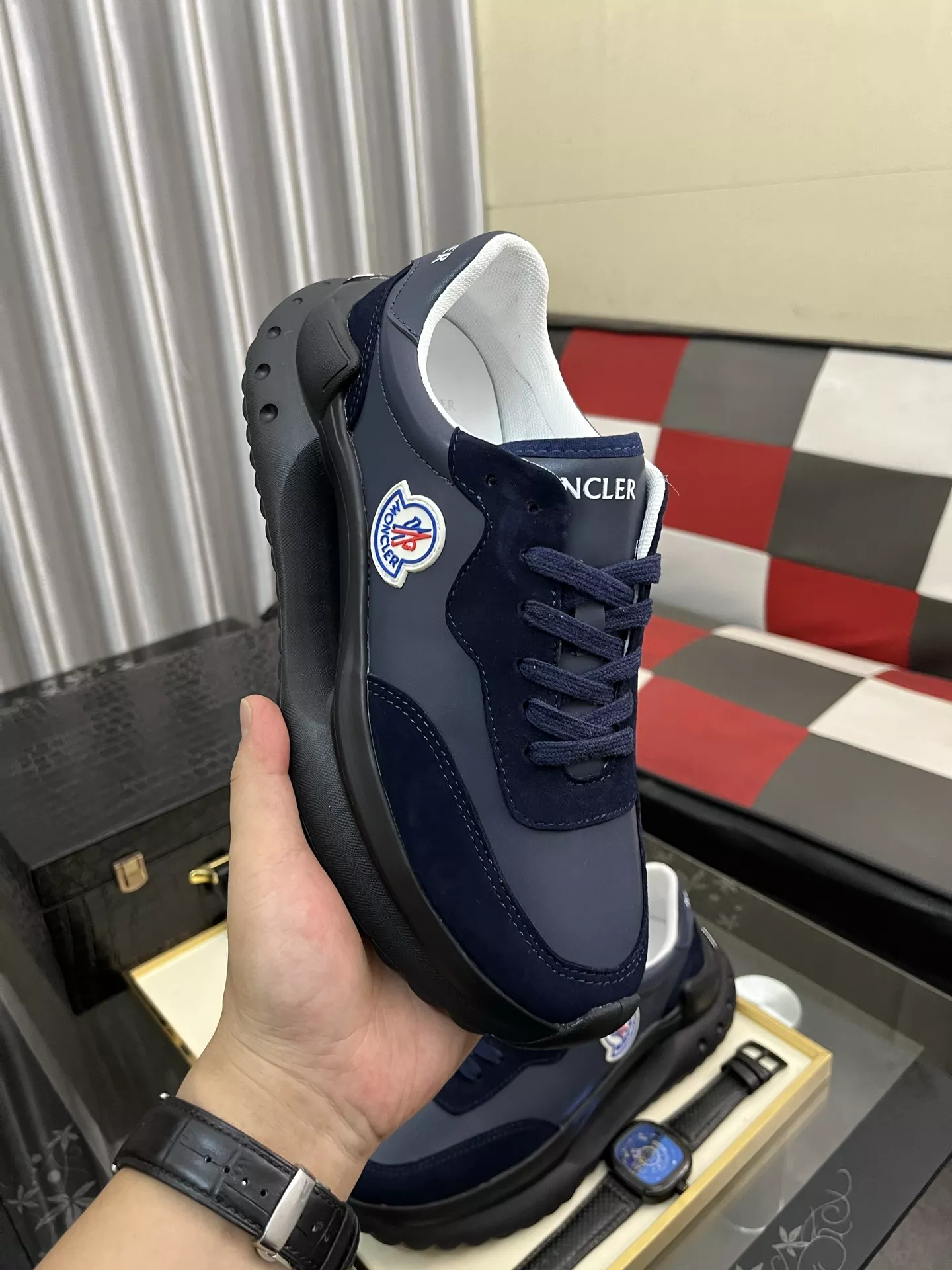 Moncler Casual Shoes For Men Minimalist 2511