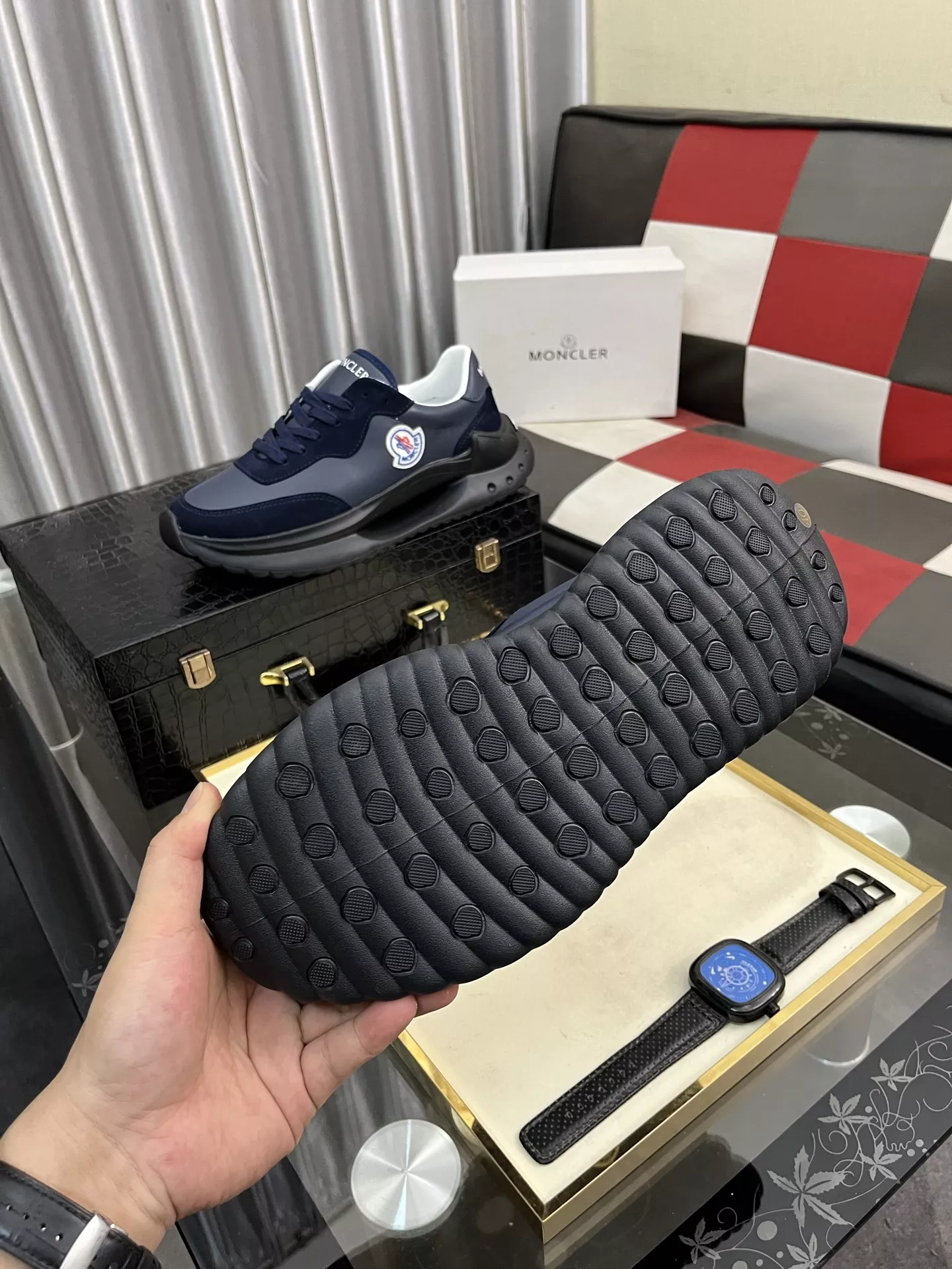 Moncler Casual Shoes For Men Minimalist 2511