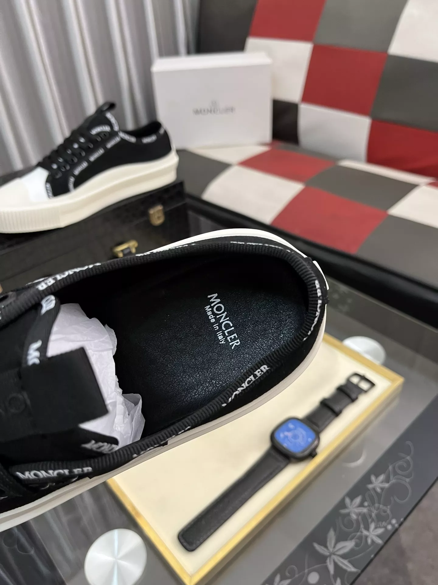 Moncler Casual Shoes For Men Minimalist 3980