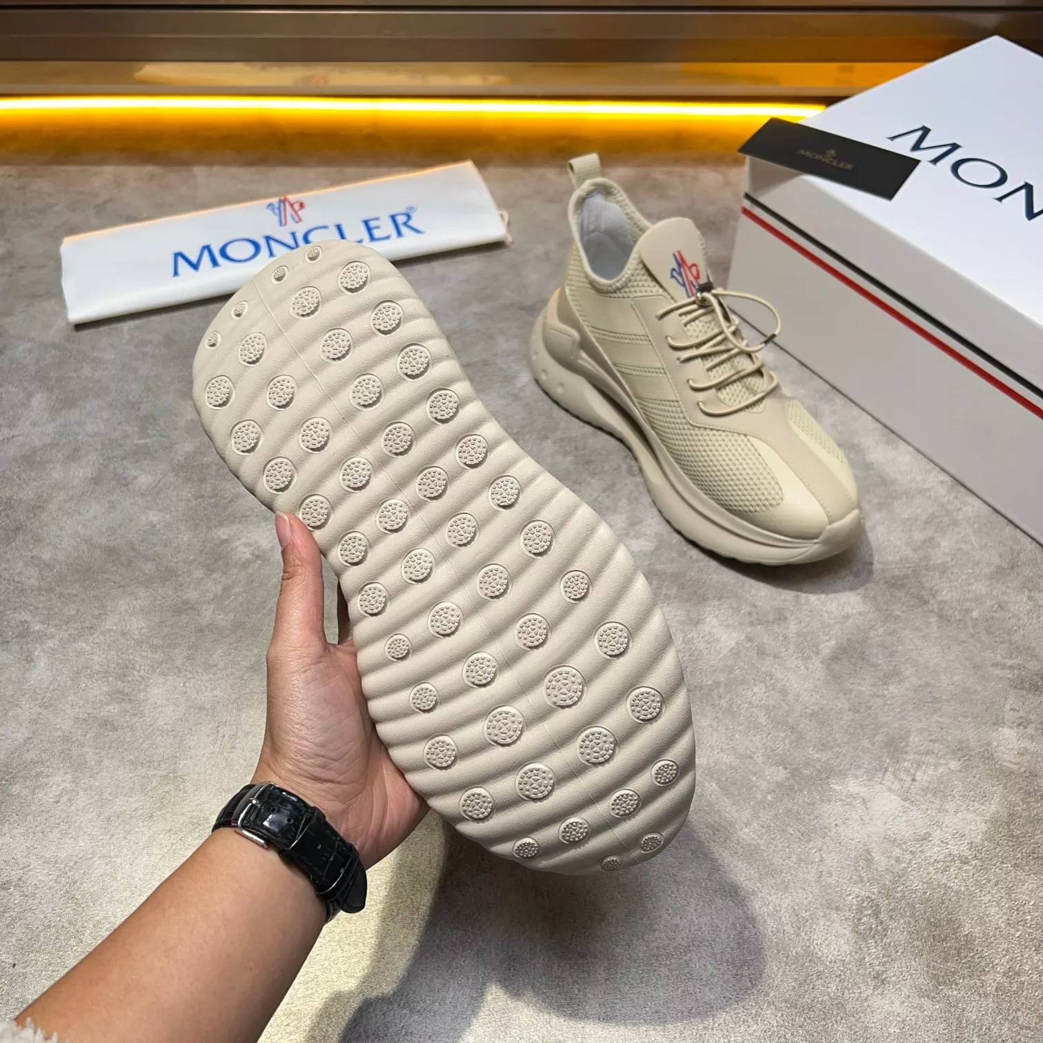 Moncler Casual Shoes For Men Minimalist 7271