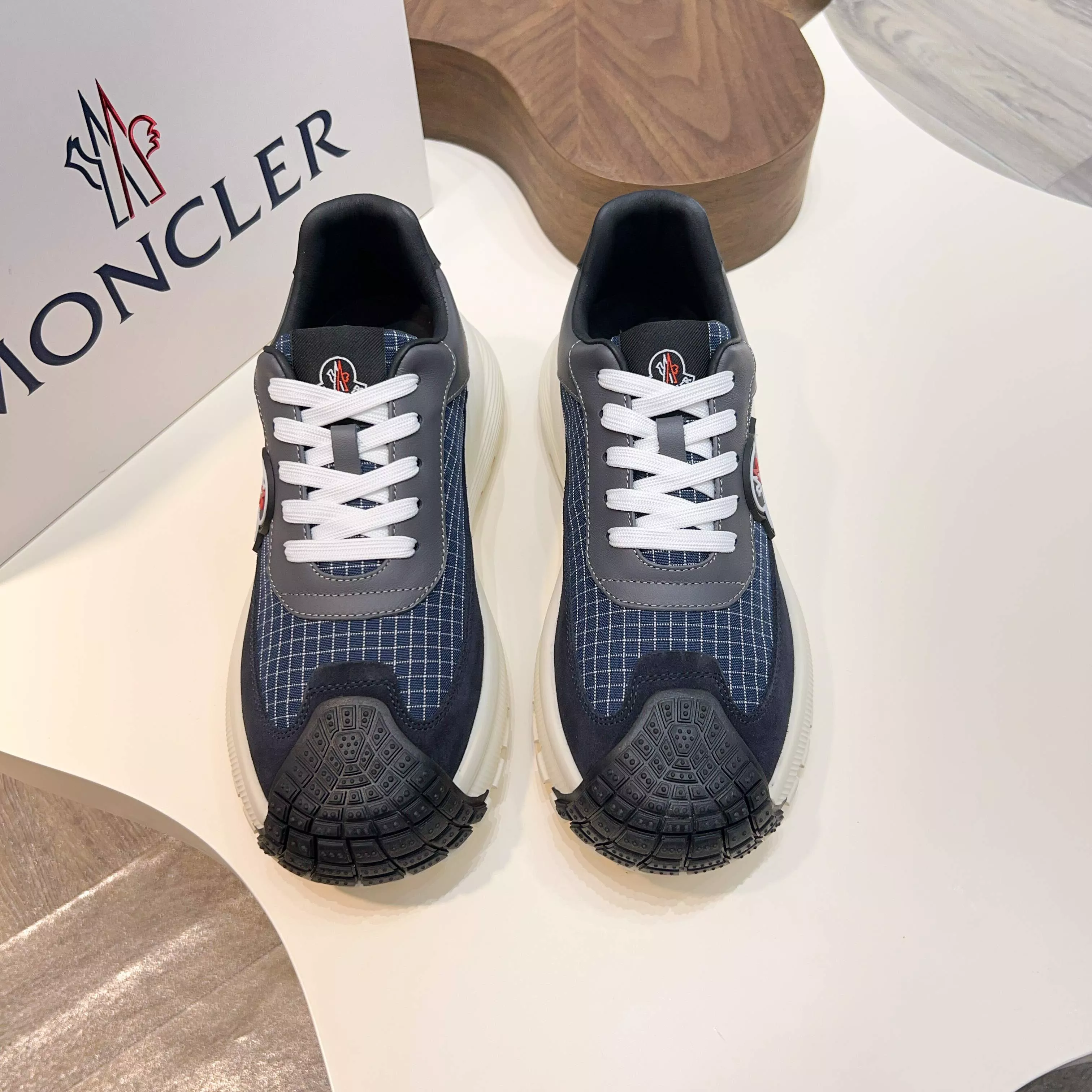 Moncler Casual Shoes For Men Modern 7162