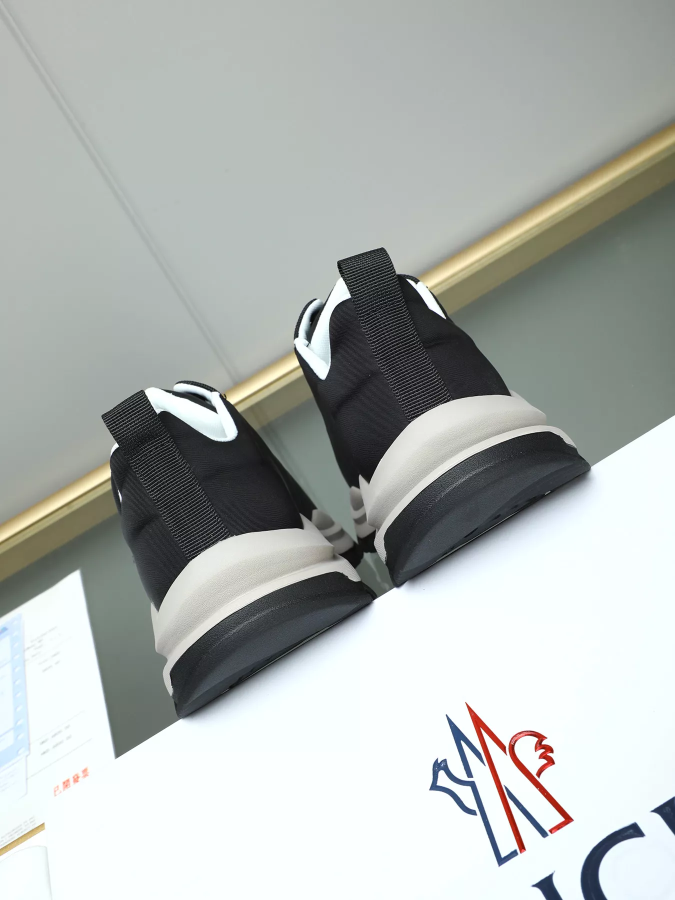 Moncler Casual Shoes For Men ModernLook 8434