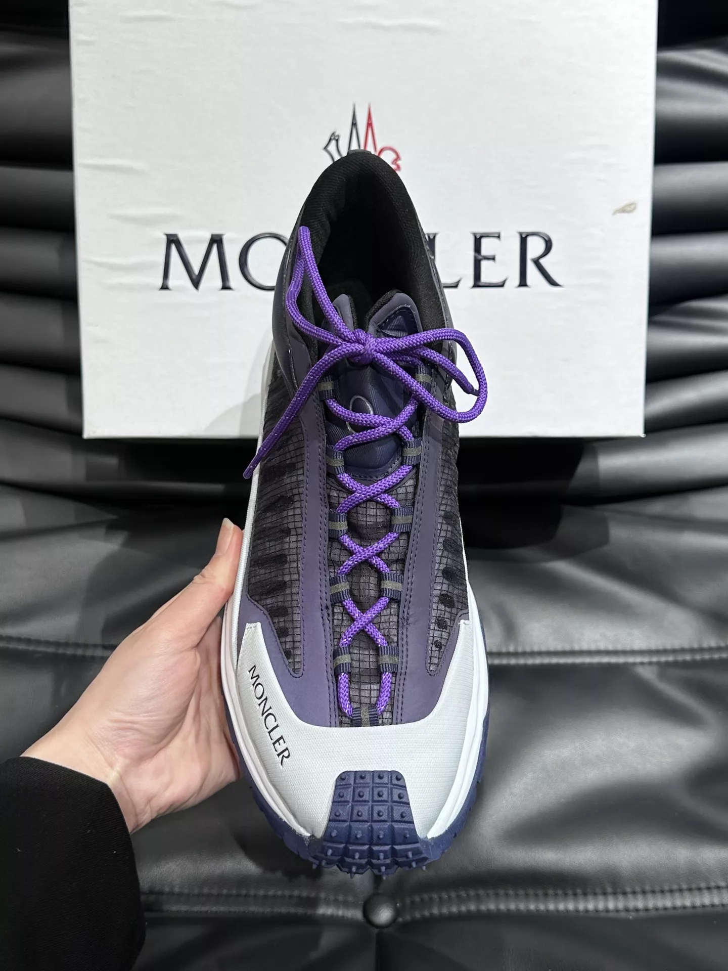 Moncler Casual Shoes For Men Resilient 1344