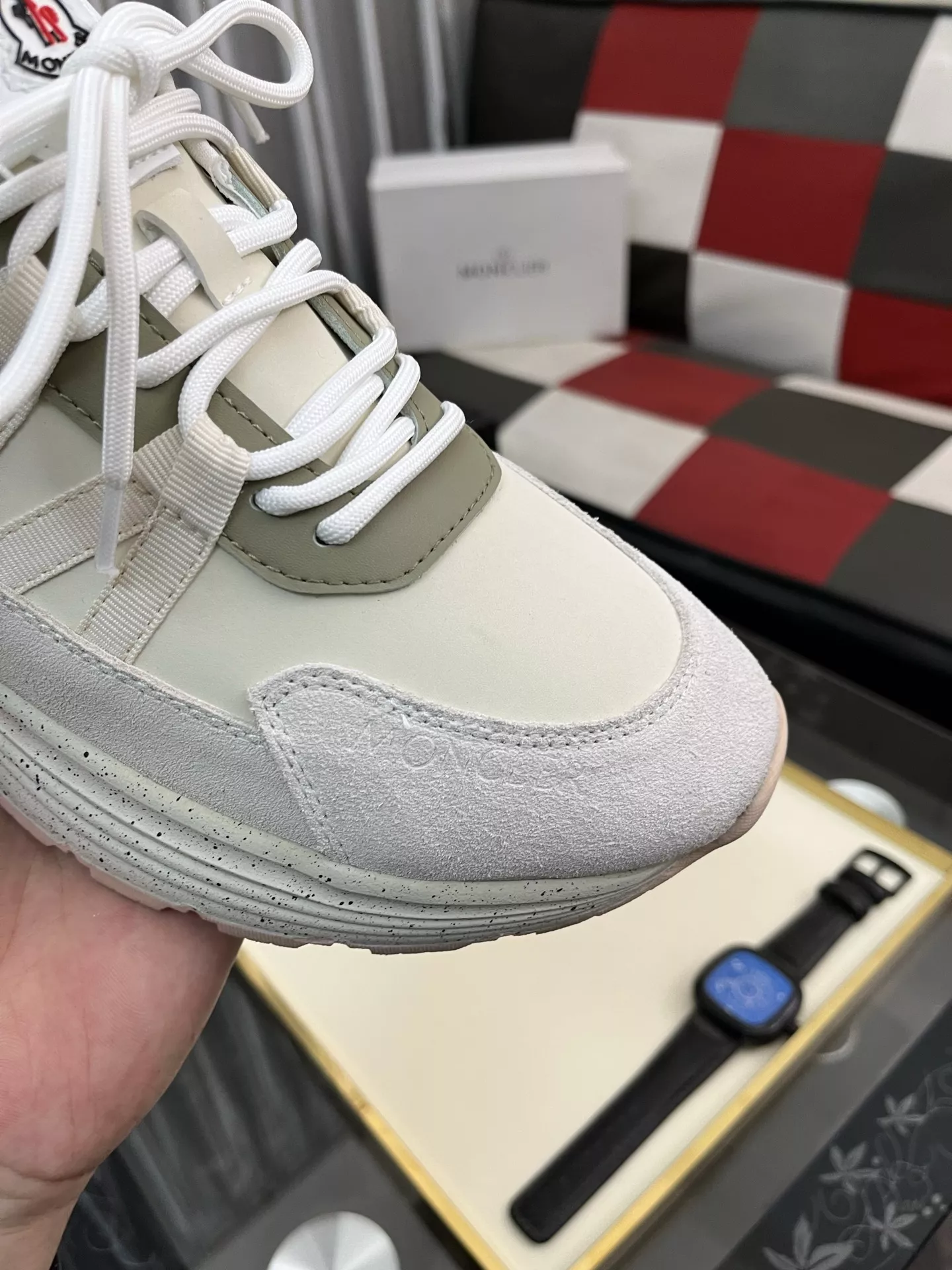 Moncler Casual Shoes For Men Resilient 8219