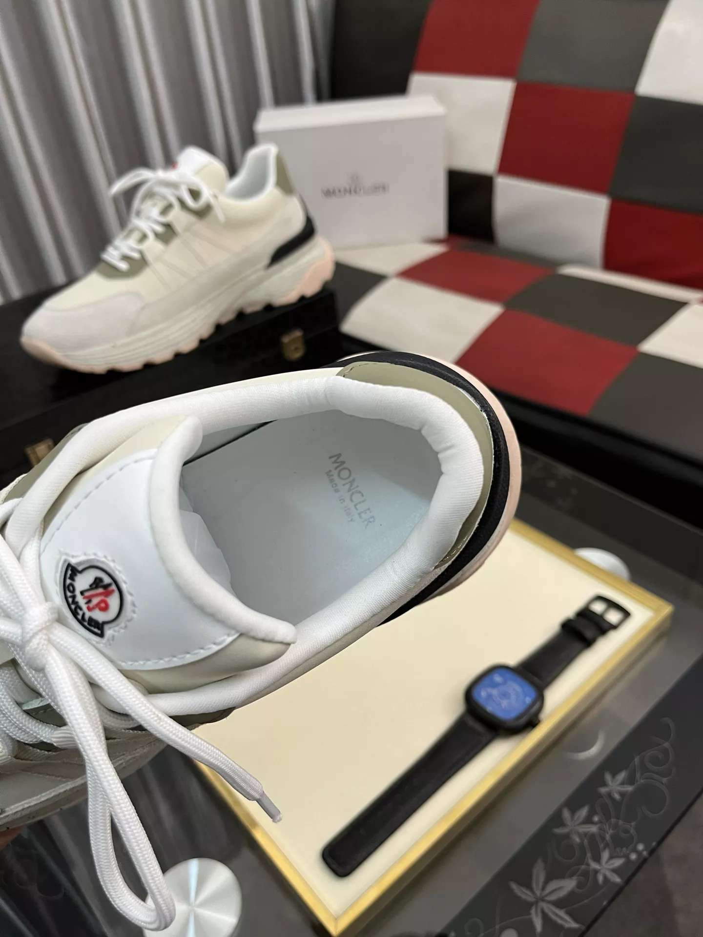 Moncler Casual Shoes For Men Resilient 8219