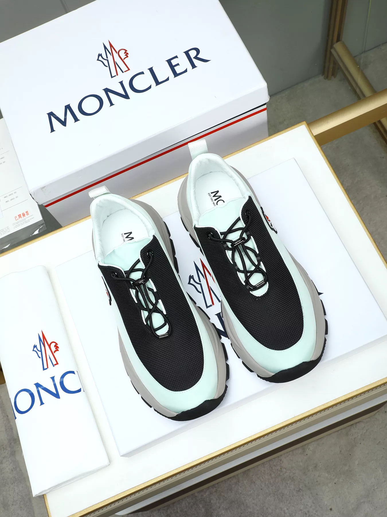 Moncler Casual Shoes For Men SmartChoice 5667