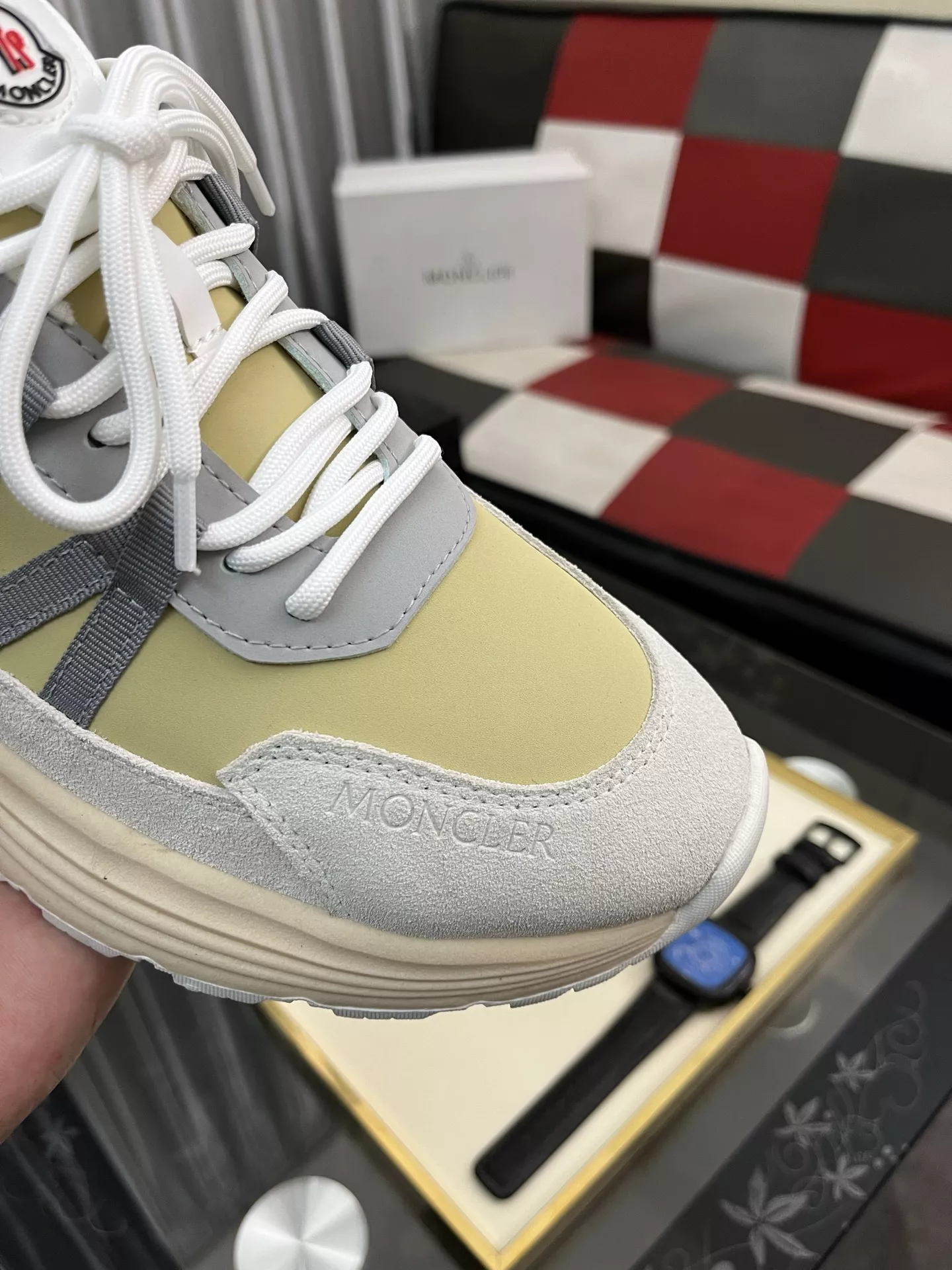 Moncler Casual Shoes For Men Sophisticated 4928
