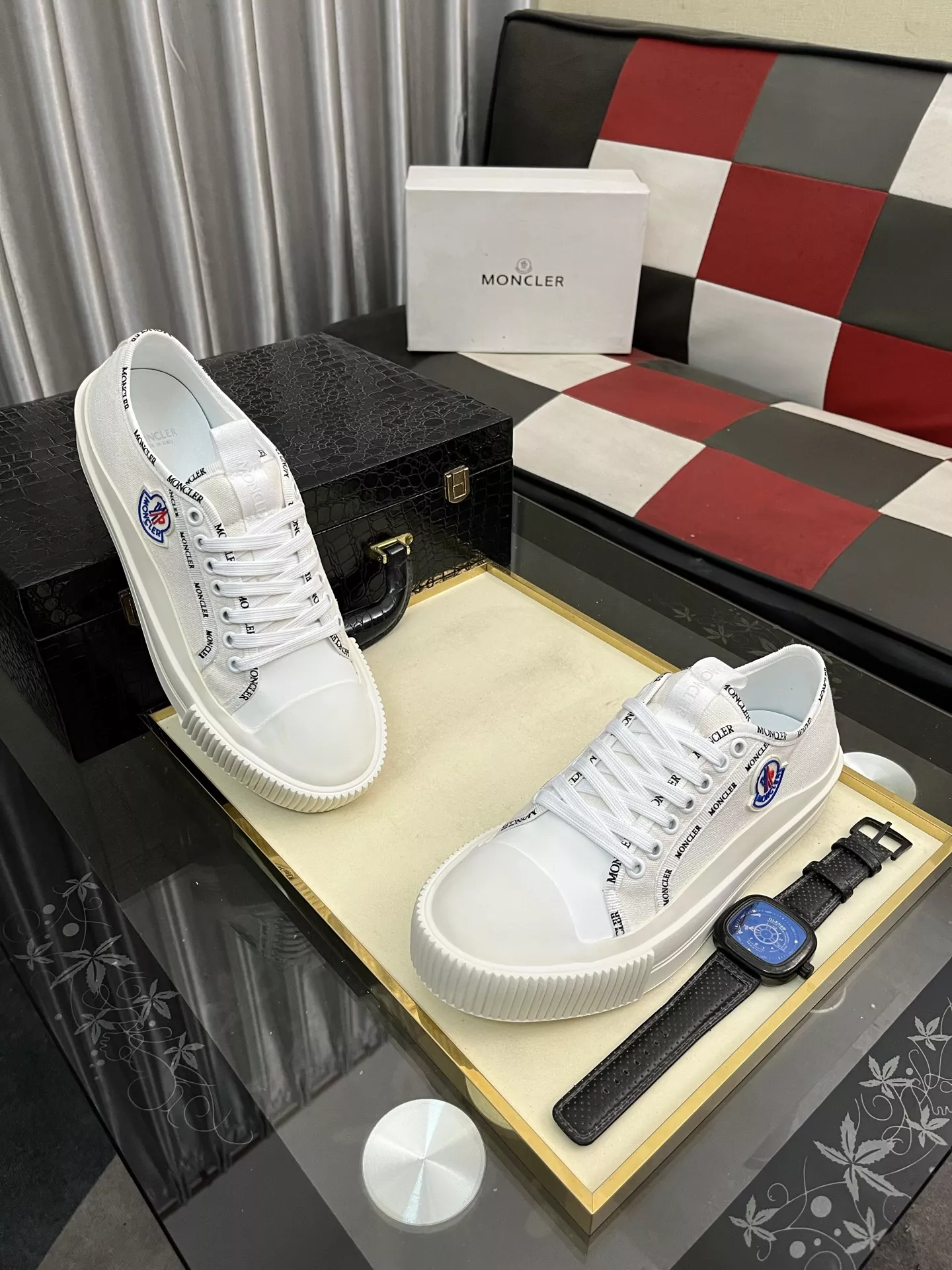 Moncler Casual Shoes For Men Sophisticated 7601