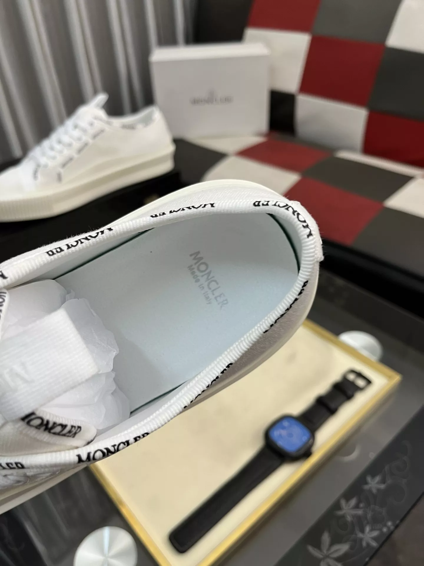 Moncler Casual Shoes For Men Sophisticated 7601
