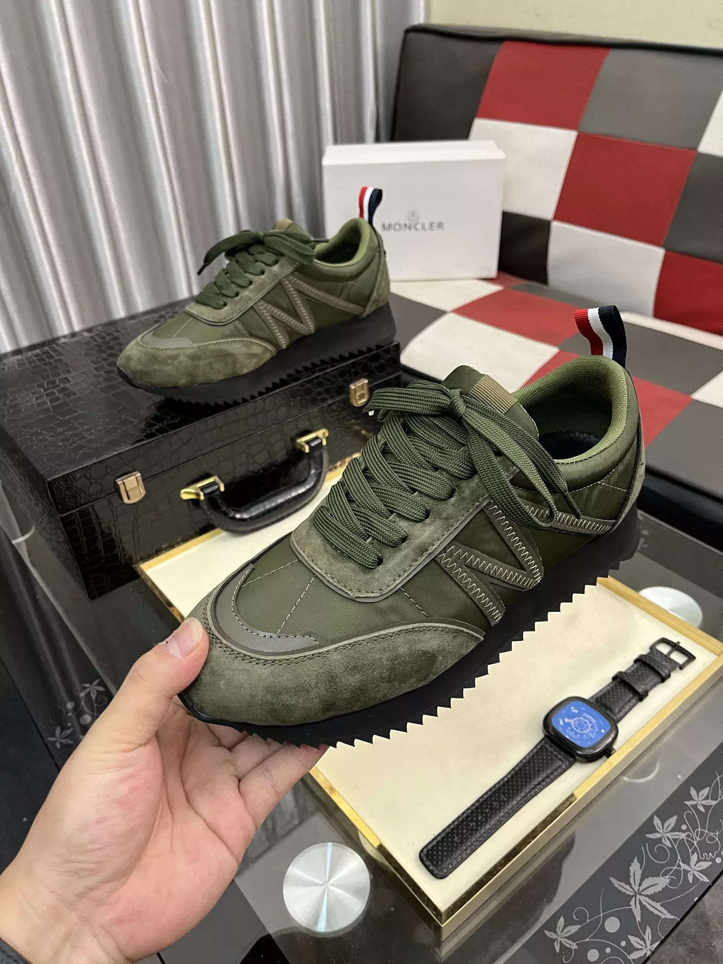 Moncler Casual Shoes For Men Trendsetting 3740