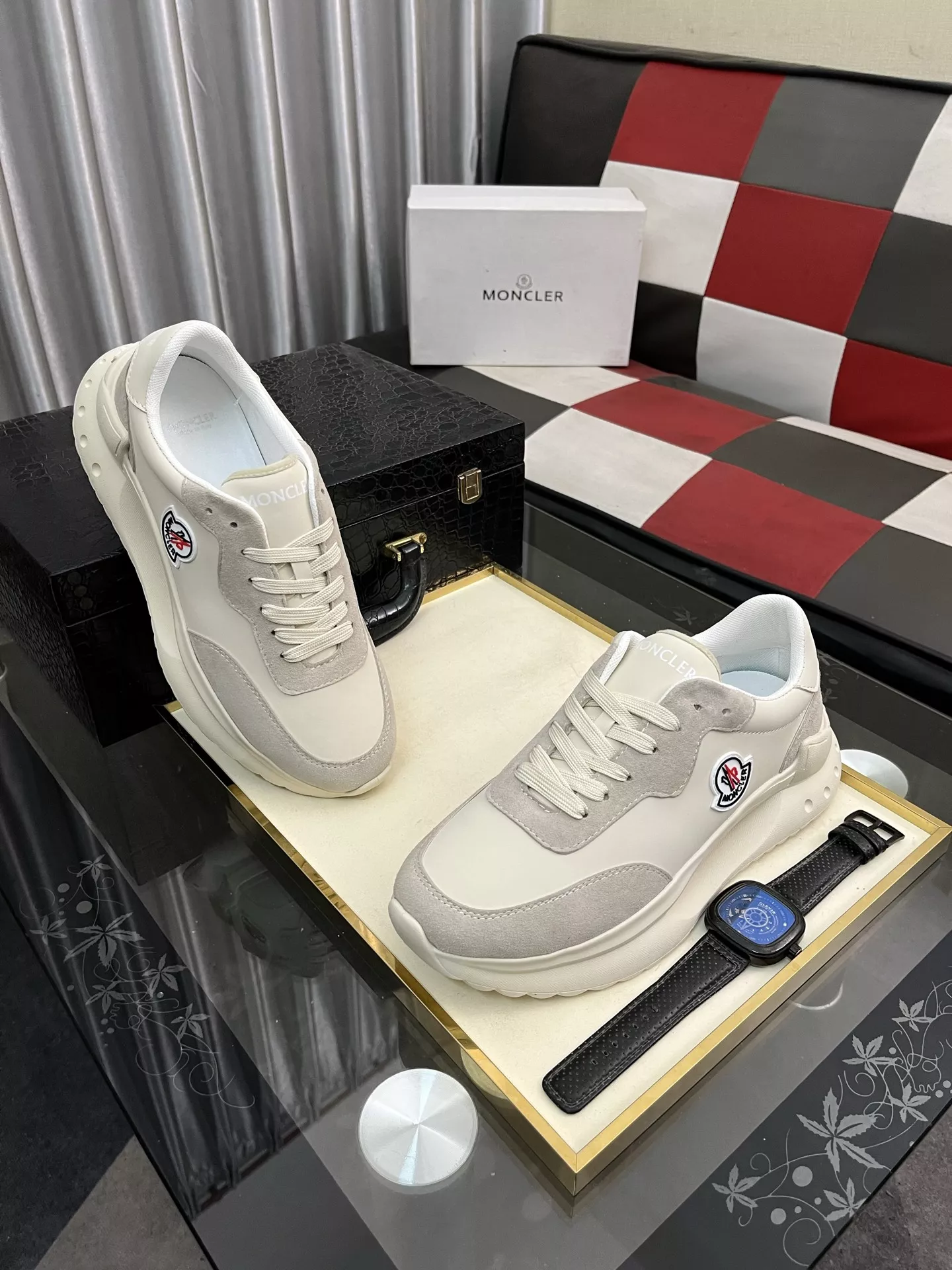 Moncler Casual Shoes For Men Versatile 1637