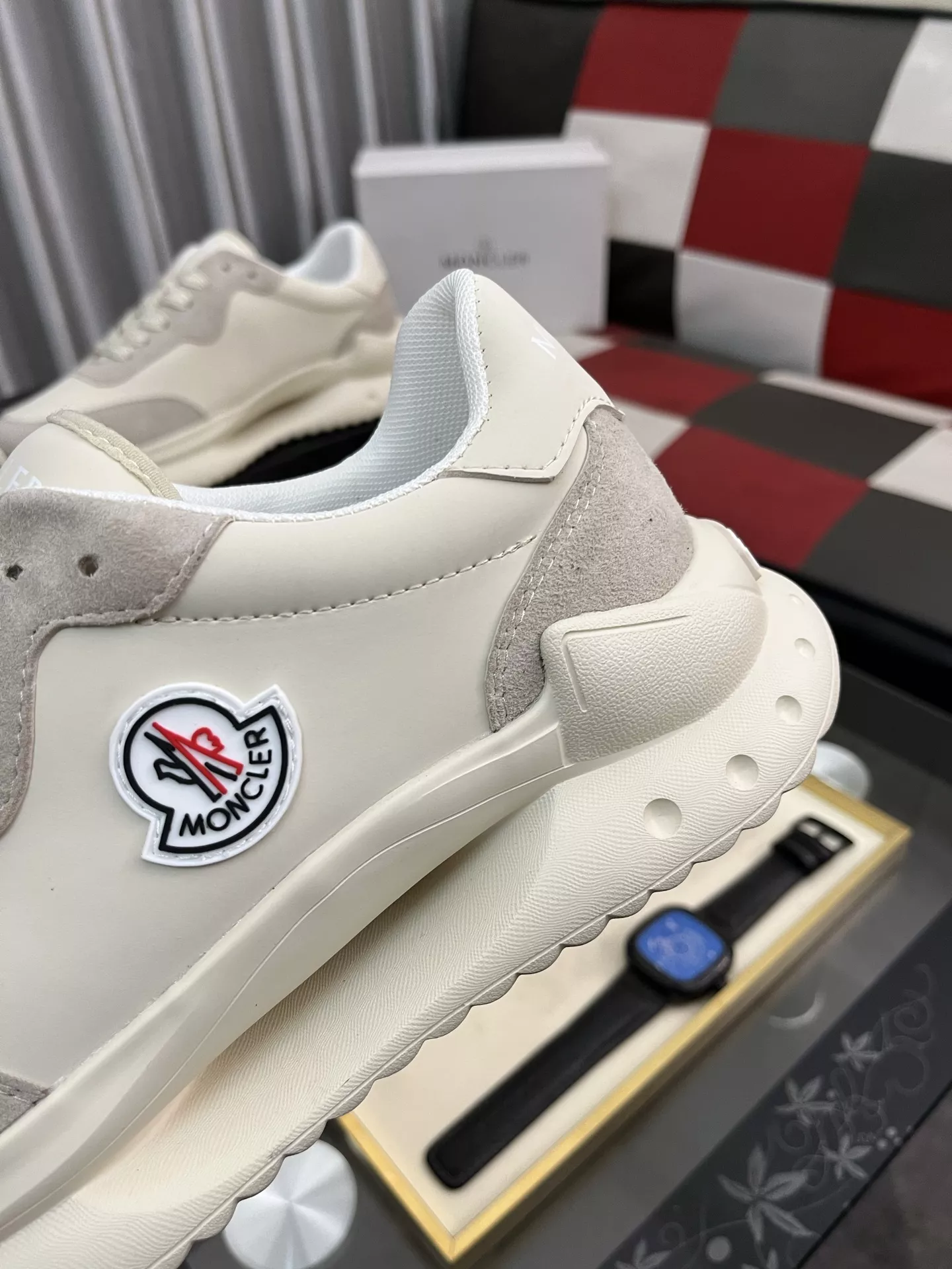 Moncler Casual Shoes For Men Versatile 1637