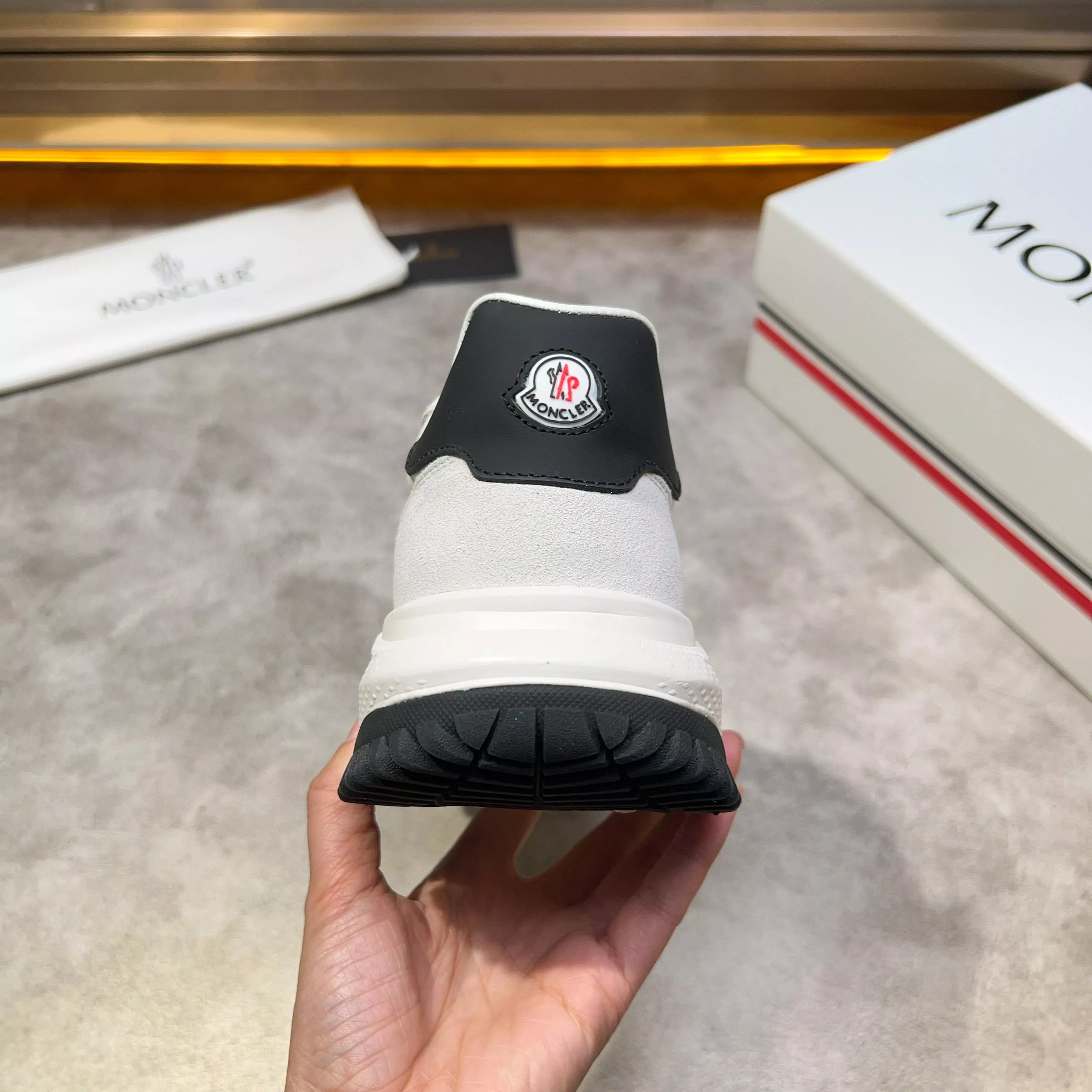 Moncler Casual Shoes For Men Versatile 4592