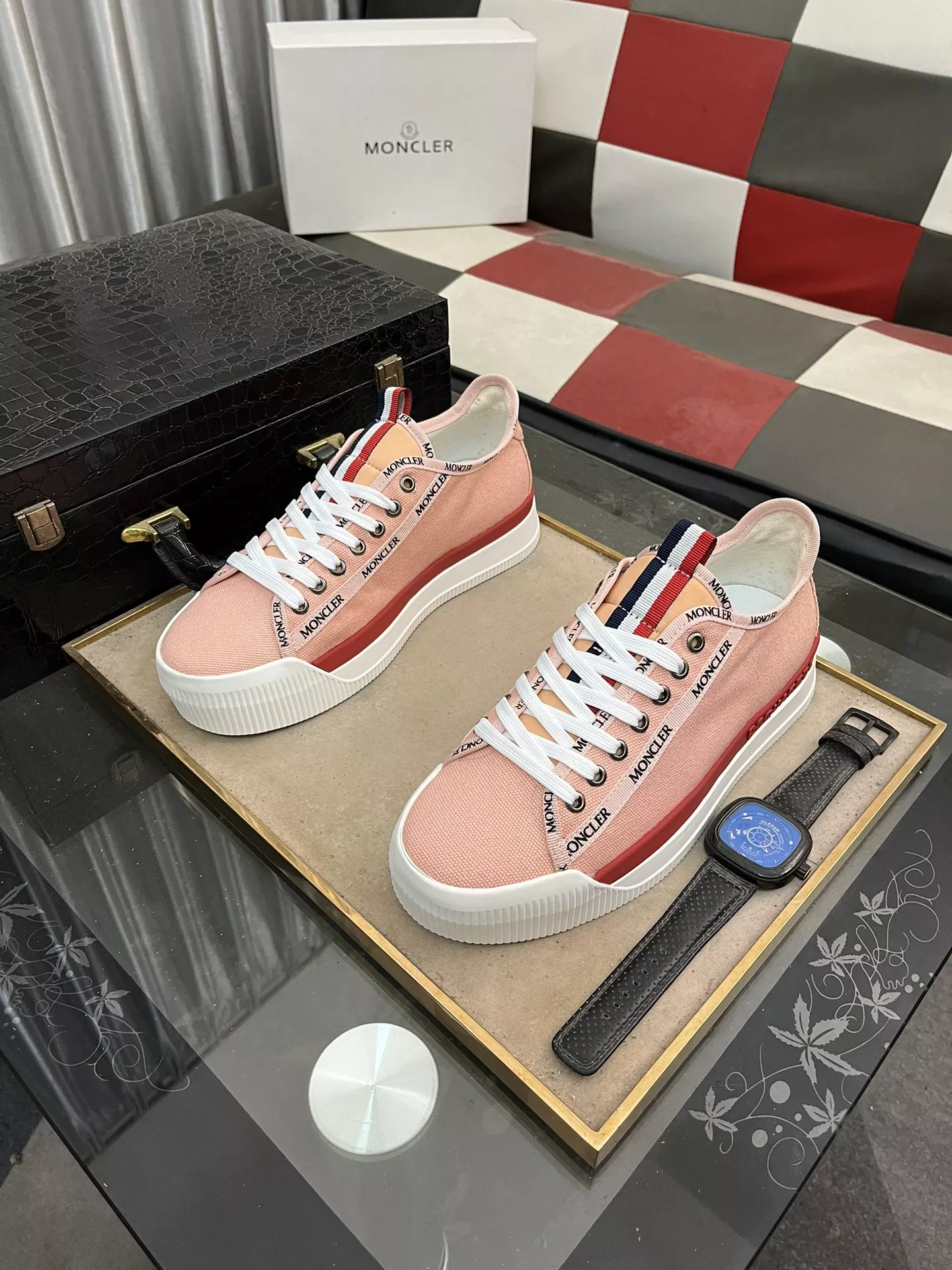 Moncler Casual Shoes For Women Bright 2736