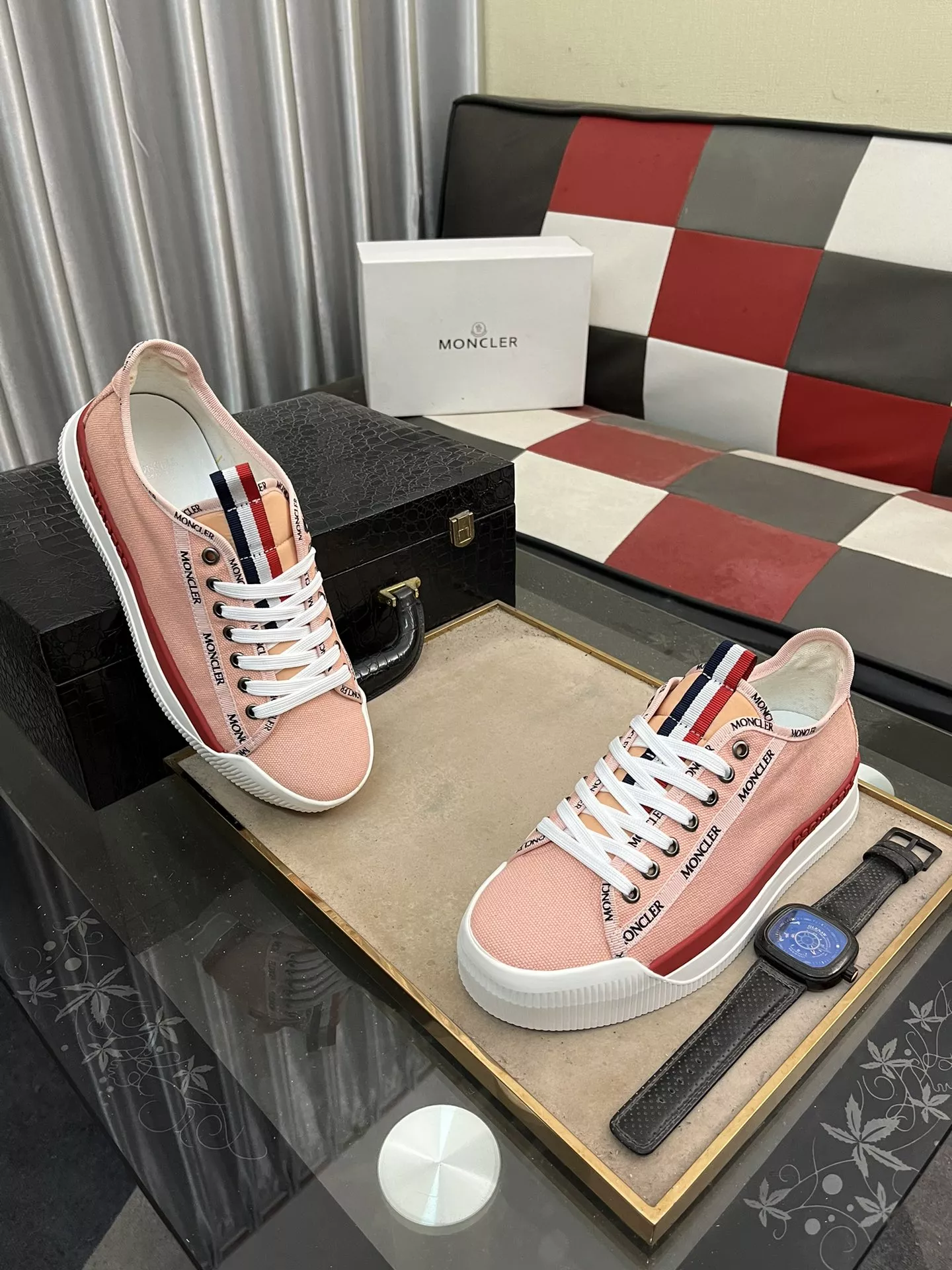 Moncler Casual Shoes For Women Bright 2736