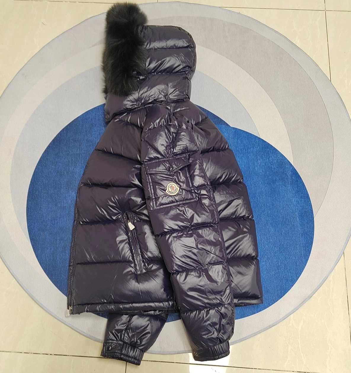 Moncler Down Feather Coat Long Sleeved For Men Durable 7169