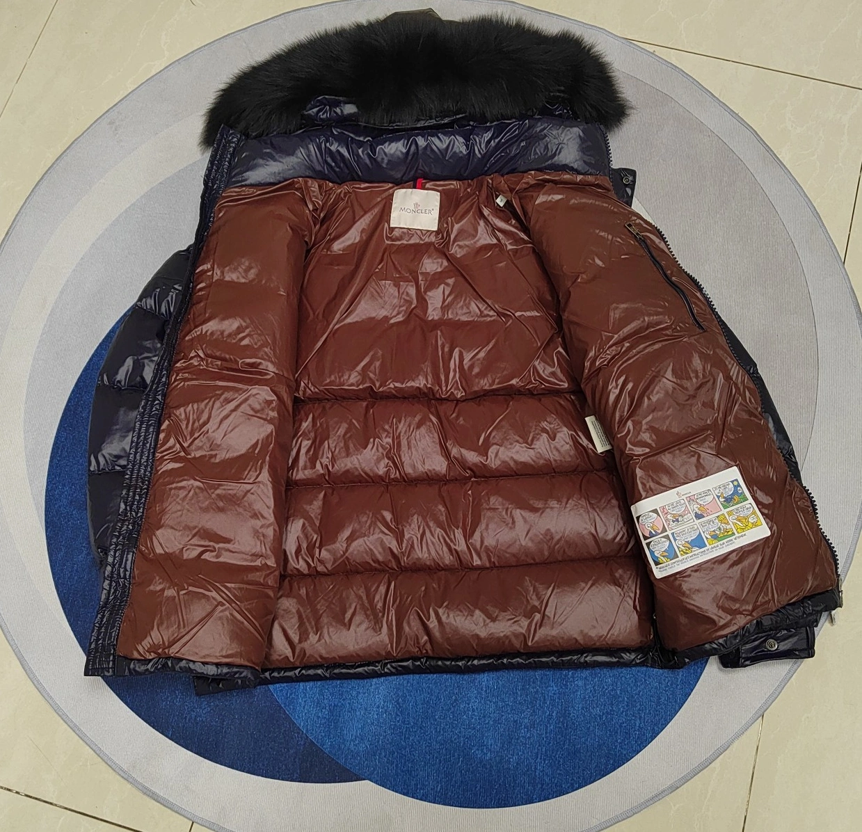 Moncler Down Feather Coat Long Sleeved For Men Durable 7169