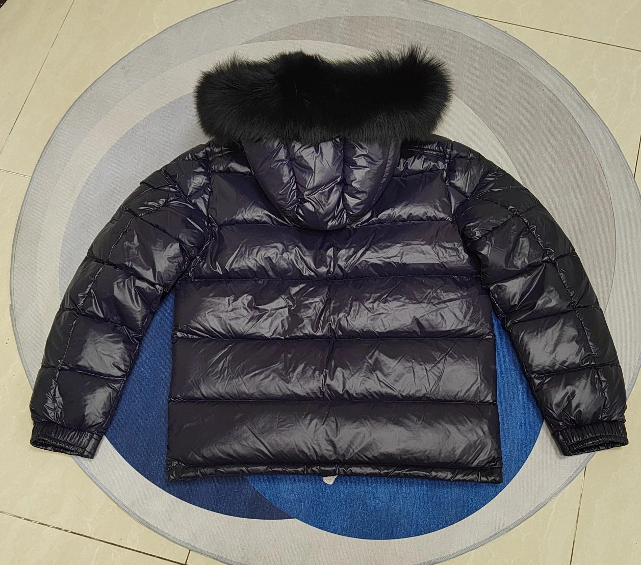 Moncler Down Feather Coat Long Sleeved For Men Durable 7169