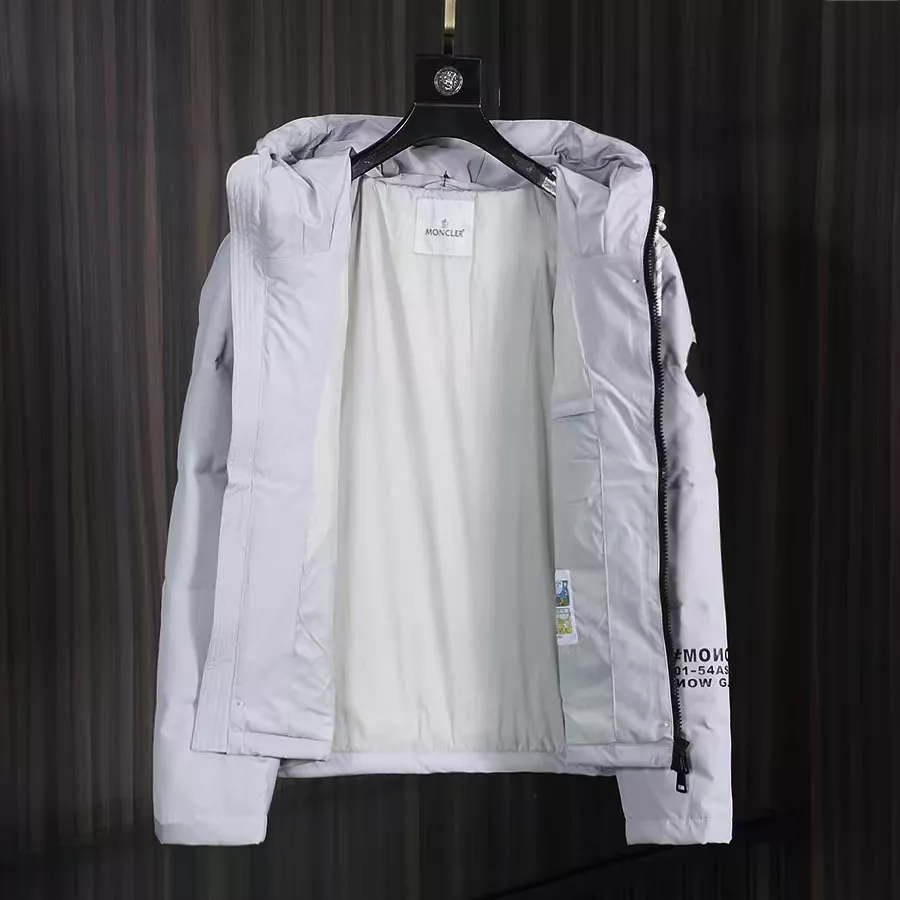 Moncler Down Feather Coat Long Sleeved For Men Efficient 7092