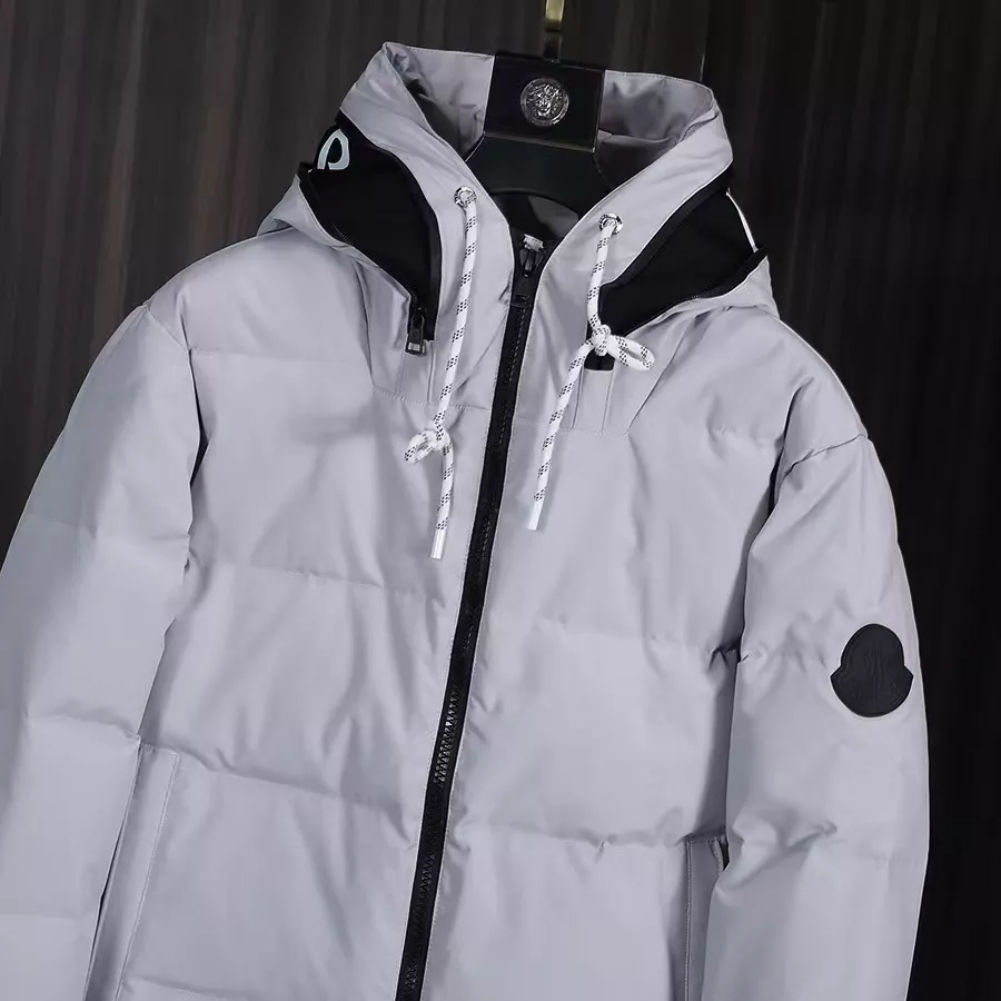 Moncler Down Feather Coat Long Sleeved For Men Efficient 7092