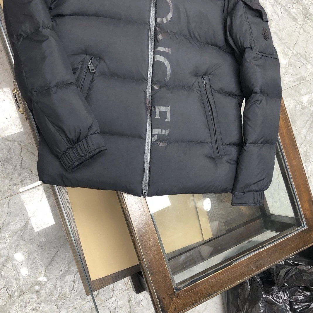 Moncler Down Feather Coat Long Sleeved For Men Efficient 7697