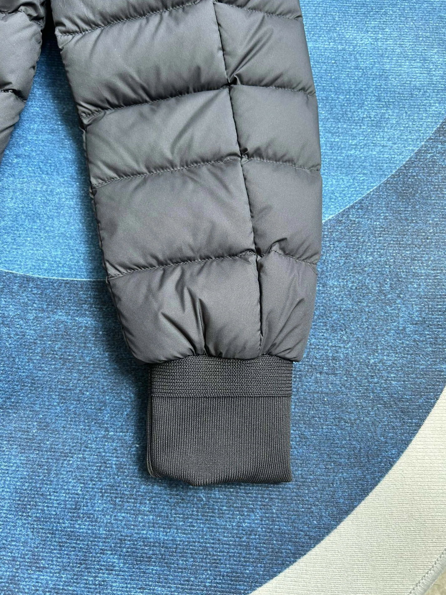 Moncler Down Feather Coat Long Sleeved For Men Flexible 2721