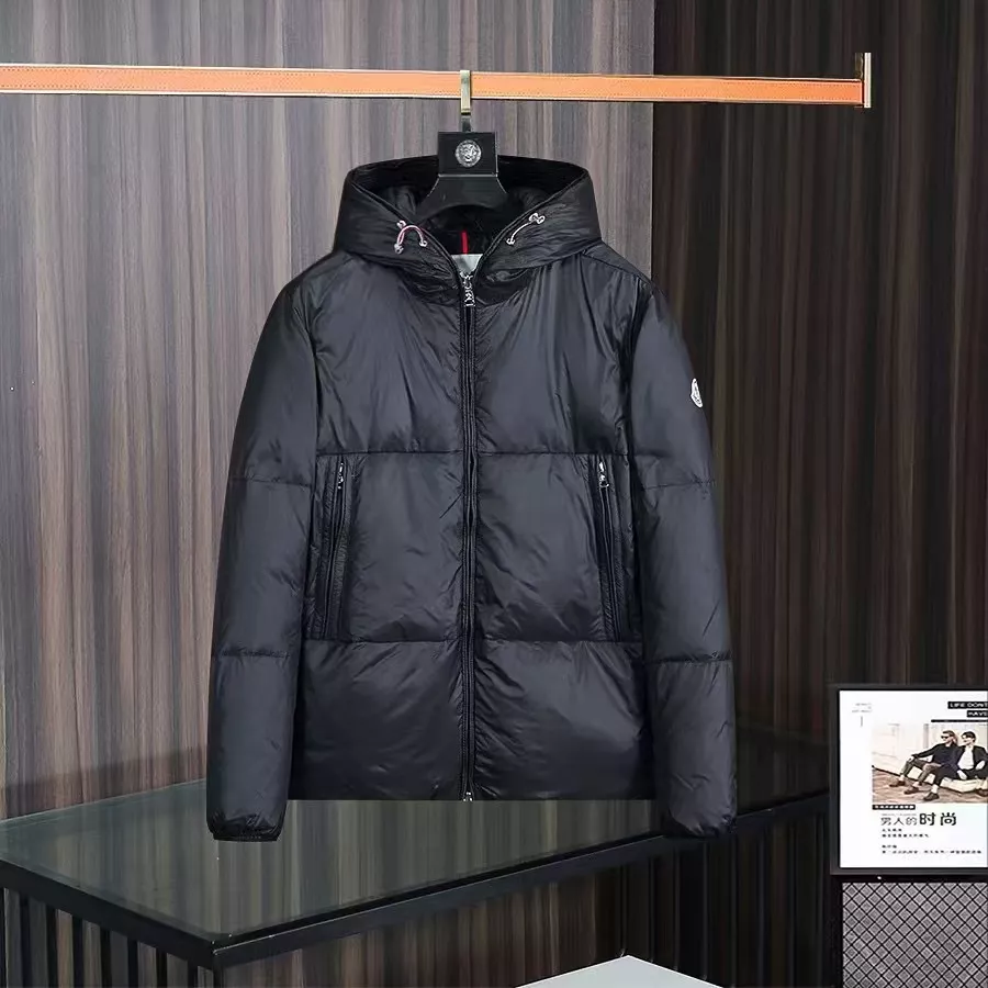 Moncler Down Feather Coat Long Sleeved For Men Functional 5661