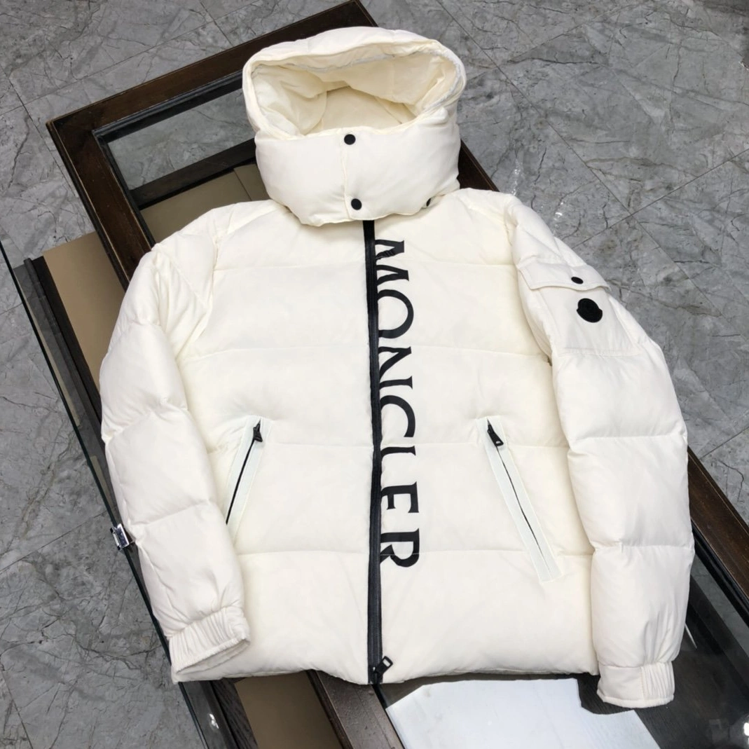 Moncler Down Feather Coat Long Sleeved For Men NewStyle 8447