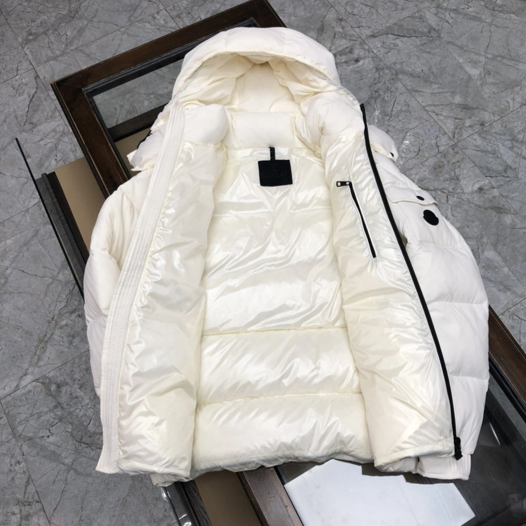 Moncler Down Feather Coat Long Sleeved For Men NewStyle 8447