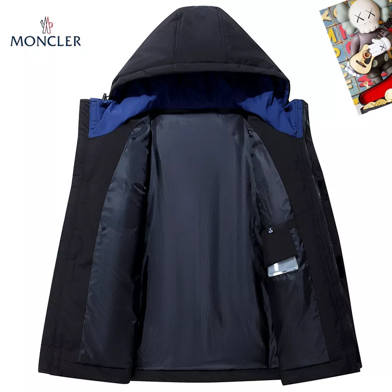 Moncler Down Feather Coat Long Sleeved For Men Soft 4904