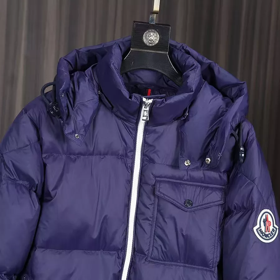 Moncler Down Feather Coat Long Sleeved For Men Timeless 6272