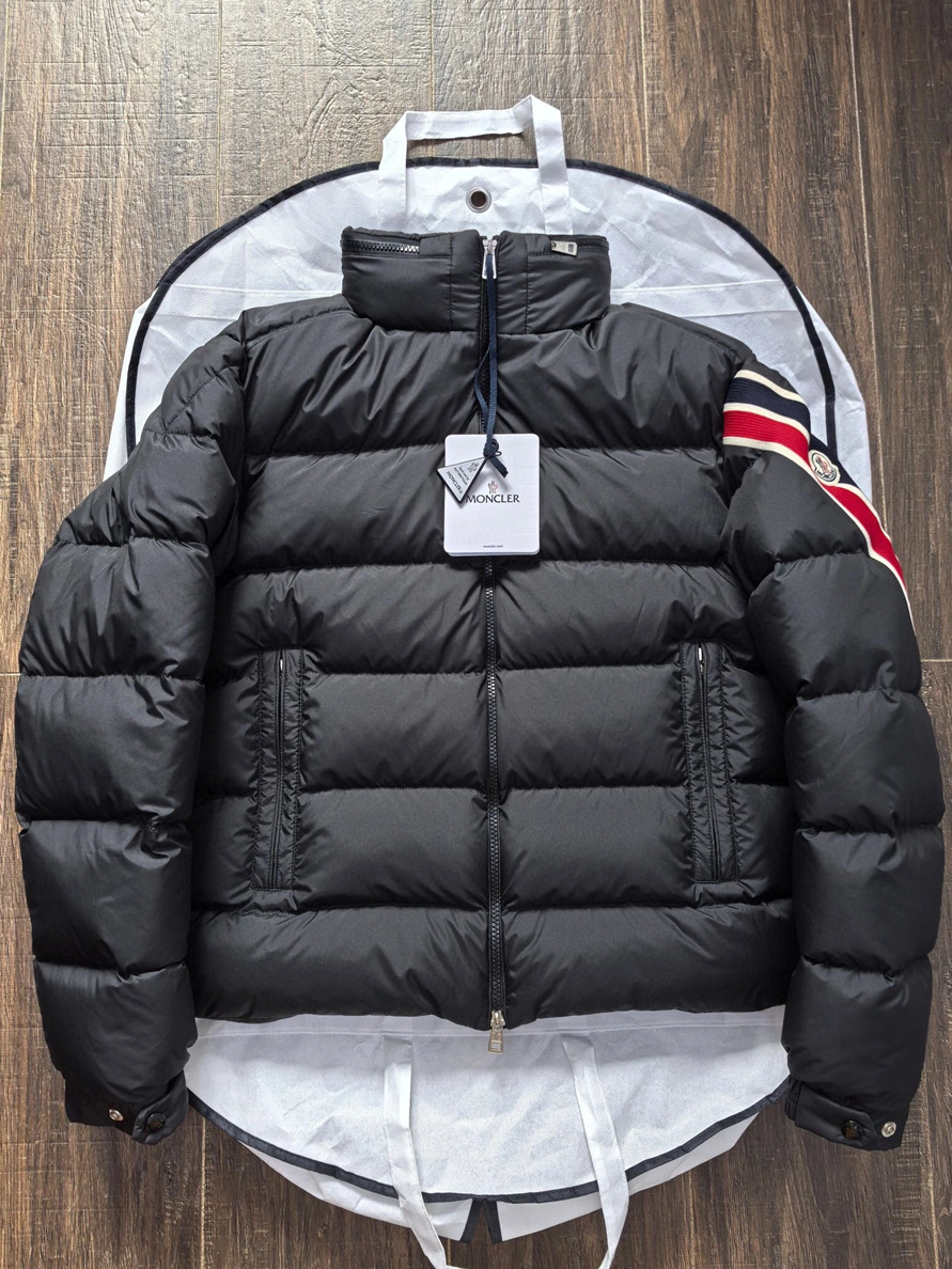 Moncler Down Feather Coat Long Sleeved For Unisex Affordable 153