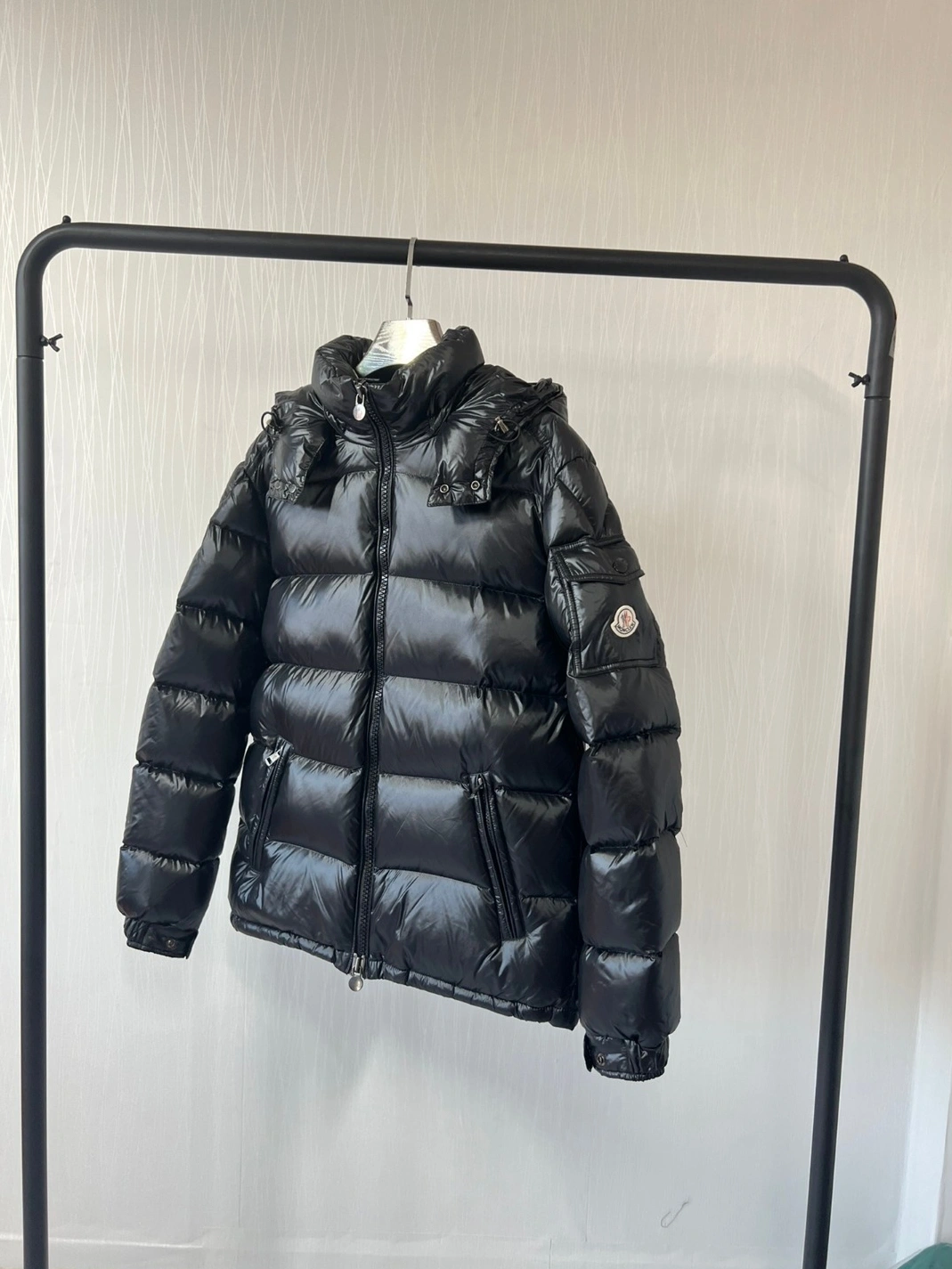 Moncler Down Feather Coat Long Sleeved For Unisex AllSeason 1715
