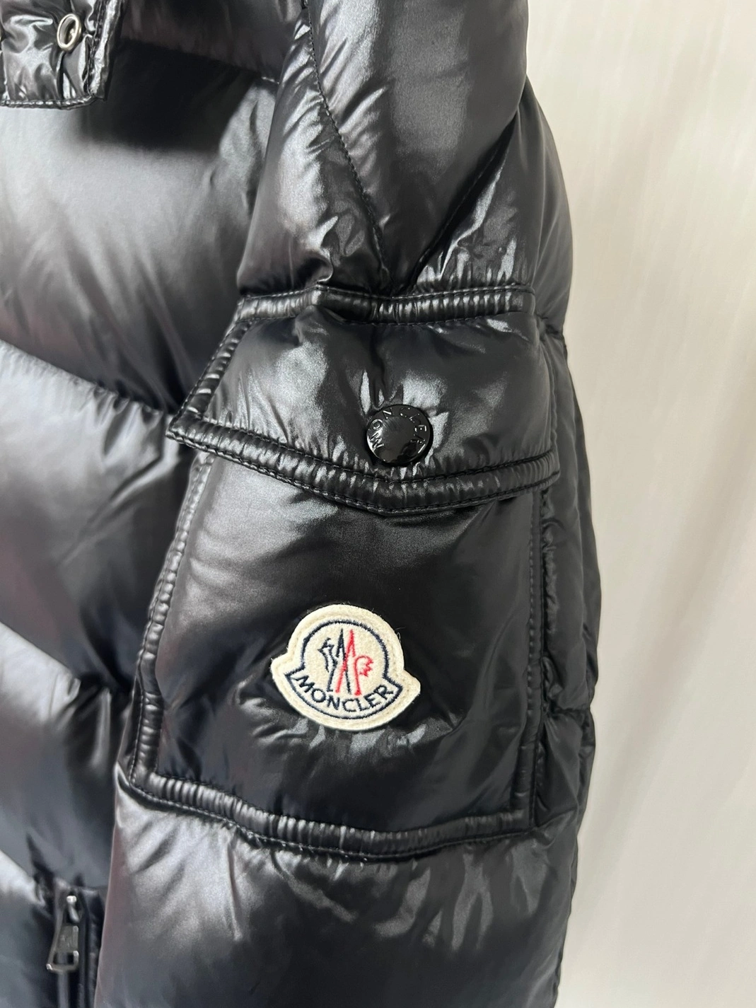 Moncler Down Feather Coat Long Sleeved For Unisex AllSeason 1715