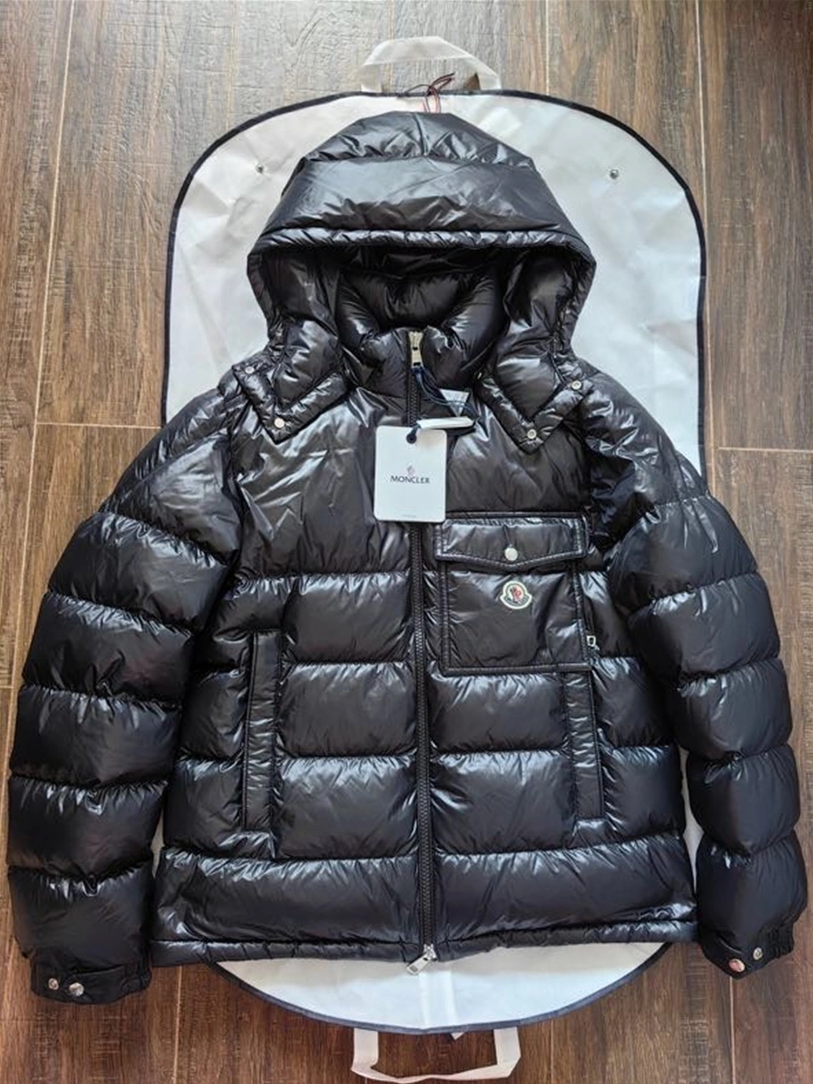 Moncler Down Feather Coat Long Sleeved For Unisex Bold 7664