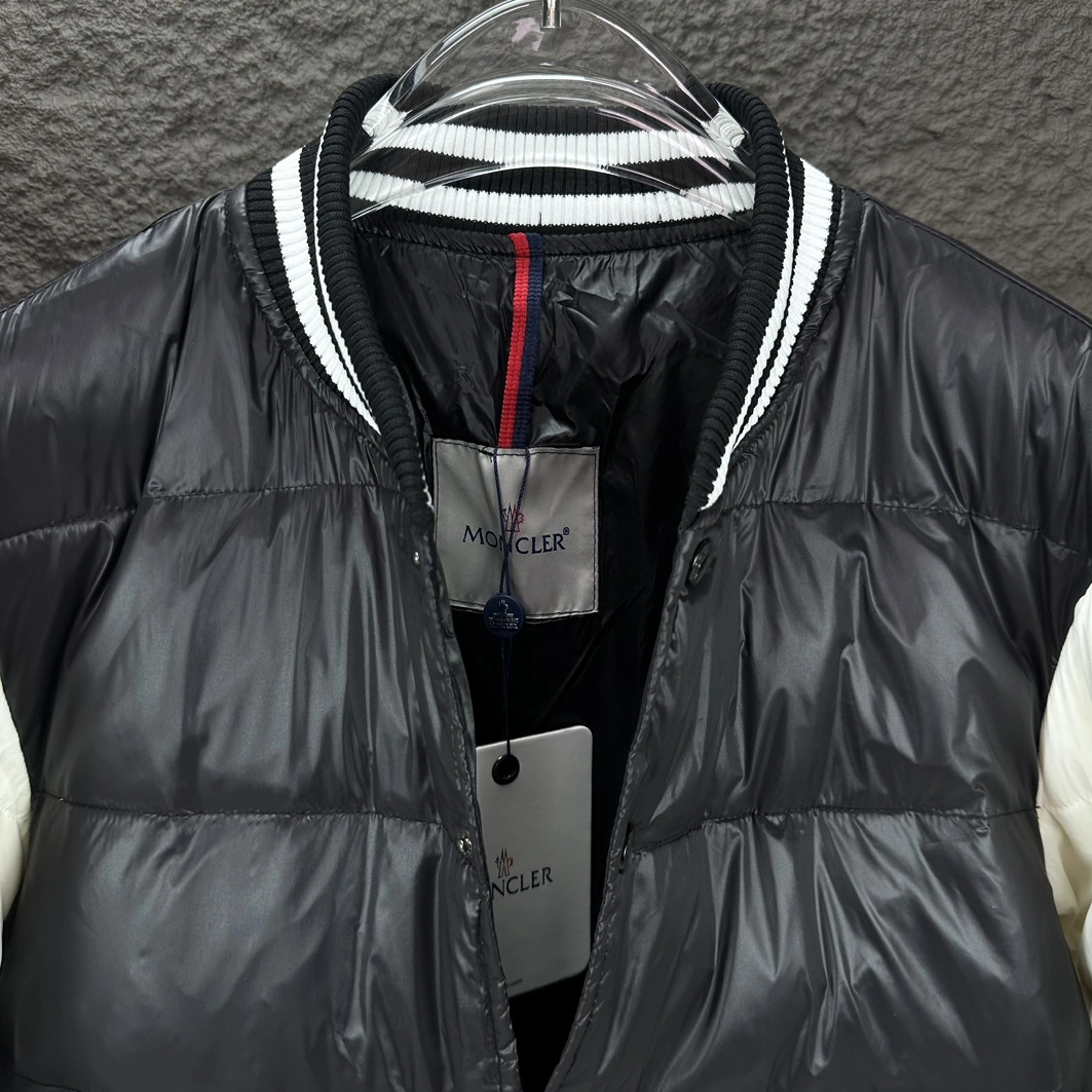Moncler Down Feather Coat Long Sleeved For Unisex Comfortable 3663
