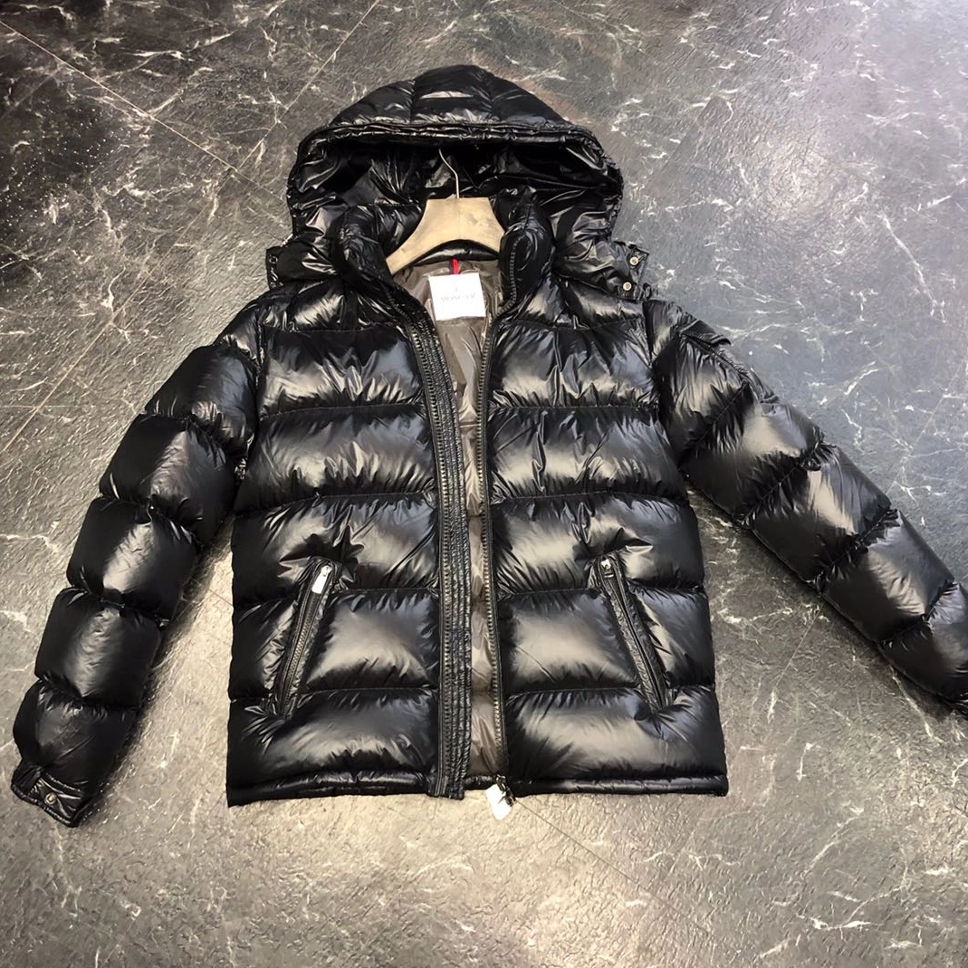 Moncler Down Feather Coat Long Sleeved For Unisex DailyWear 5913