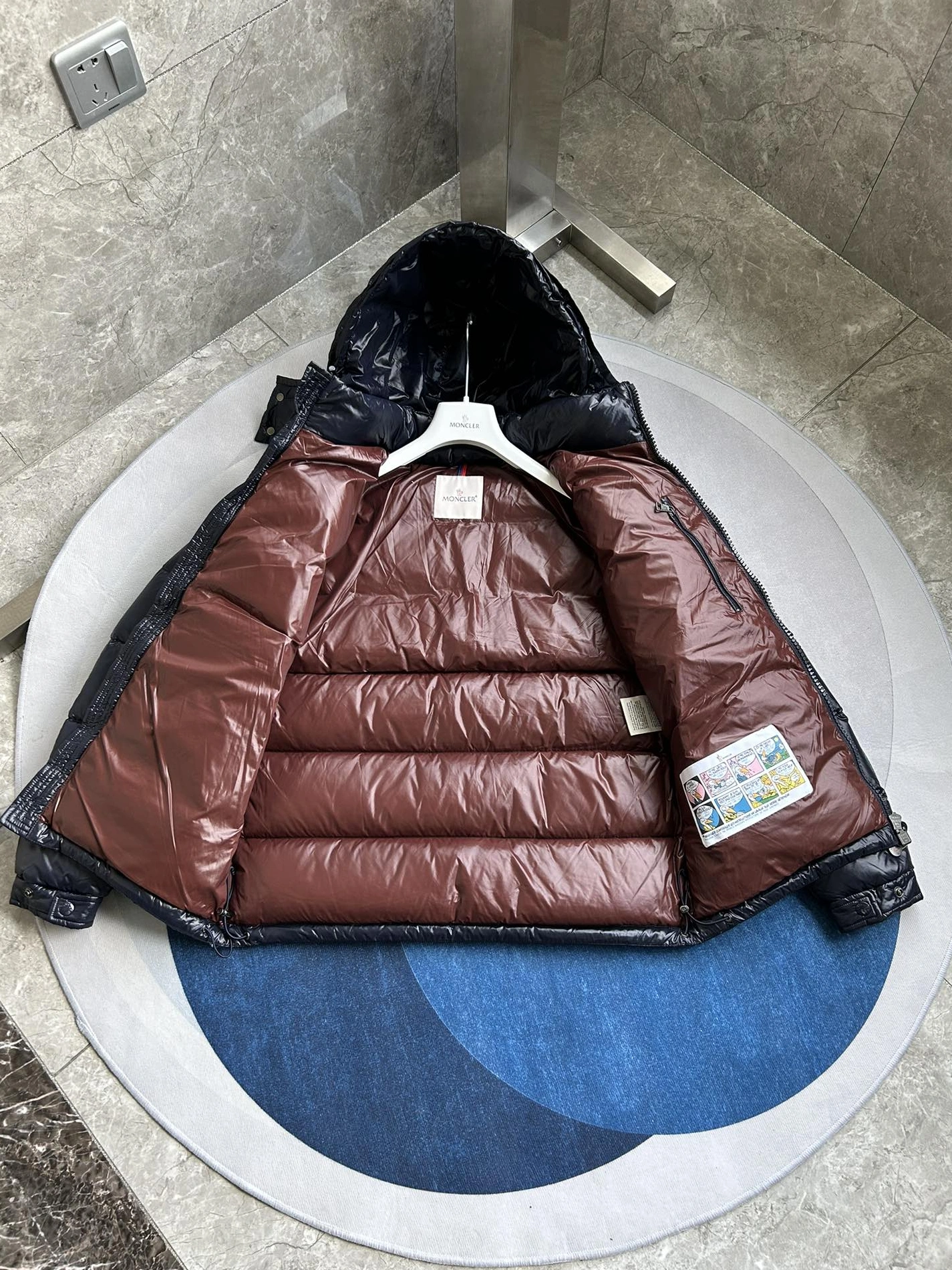 Moncler Down Feather Coat Long Sleeved For Unisex Elegant 4544